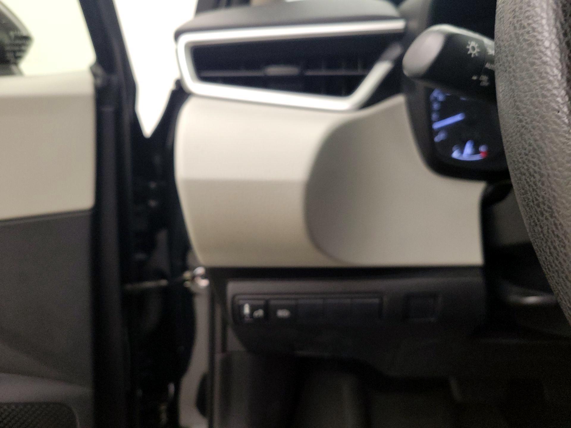 Thumbnail: 2021 Toyota Corolla - 13