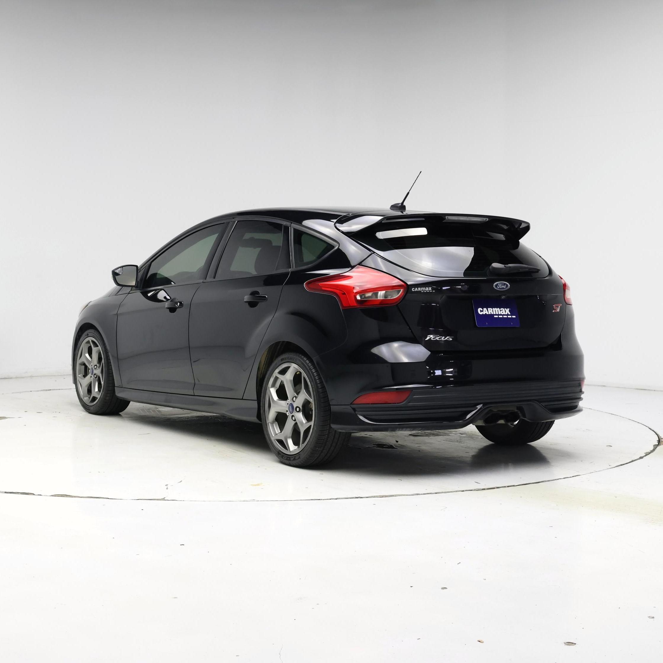 Thumbnail: 2018 Ford Focus - 2