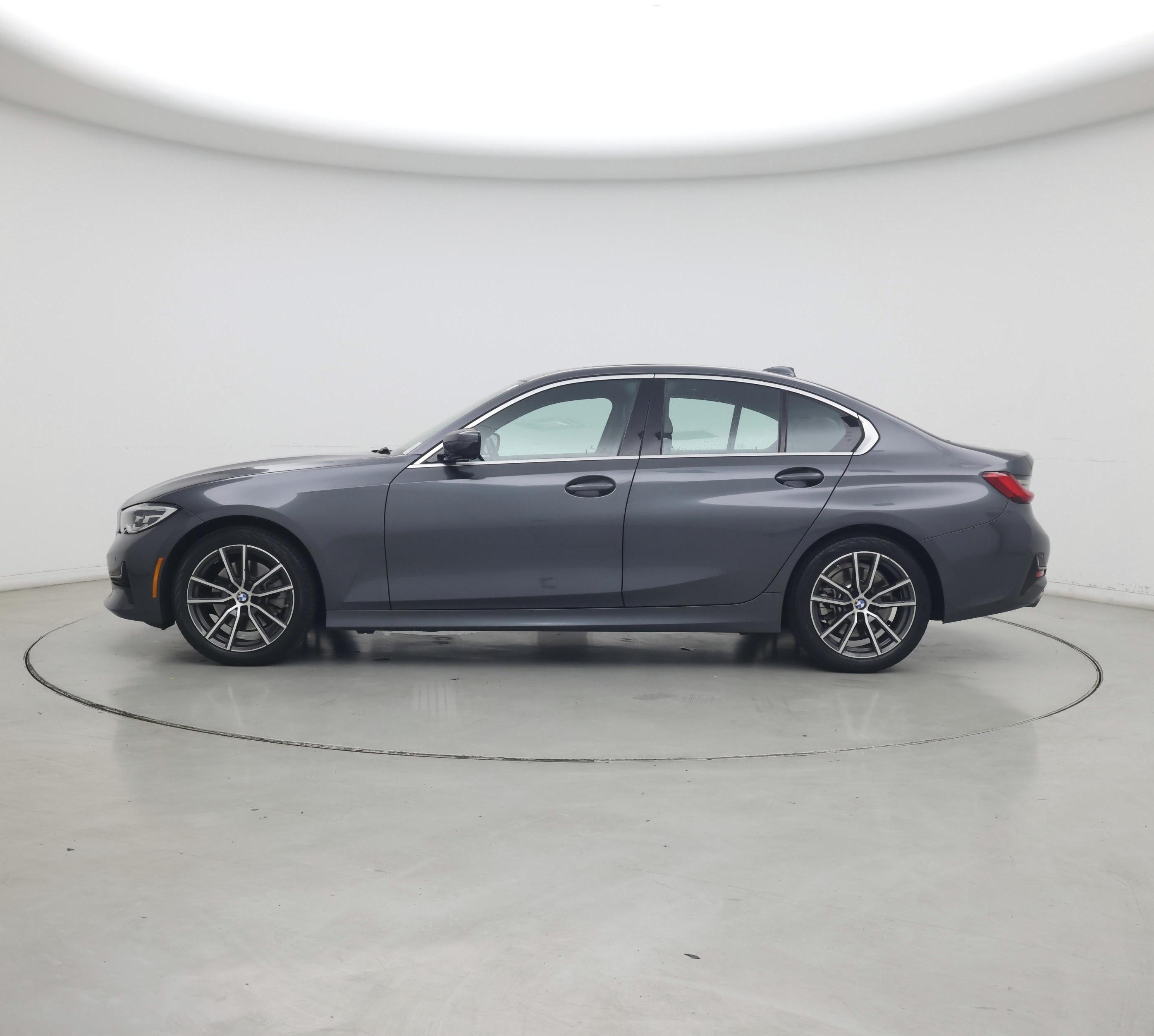 Thumbnail: 2020 BMW 3 Series - 3