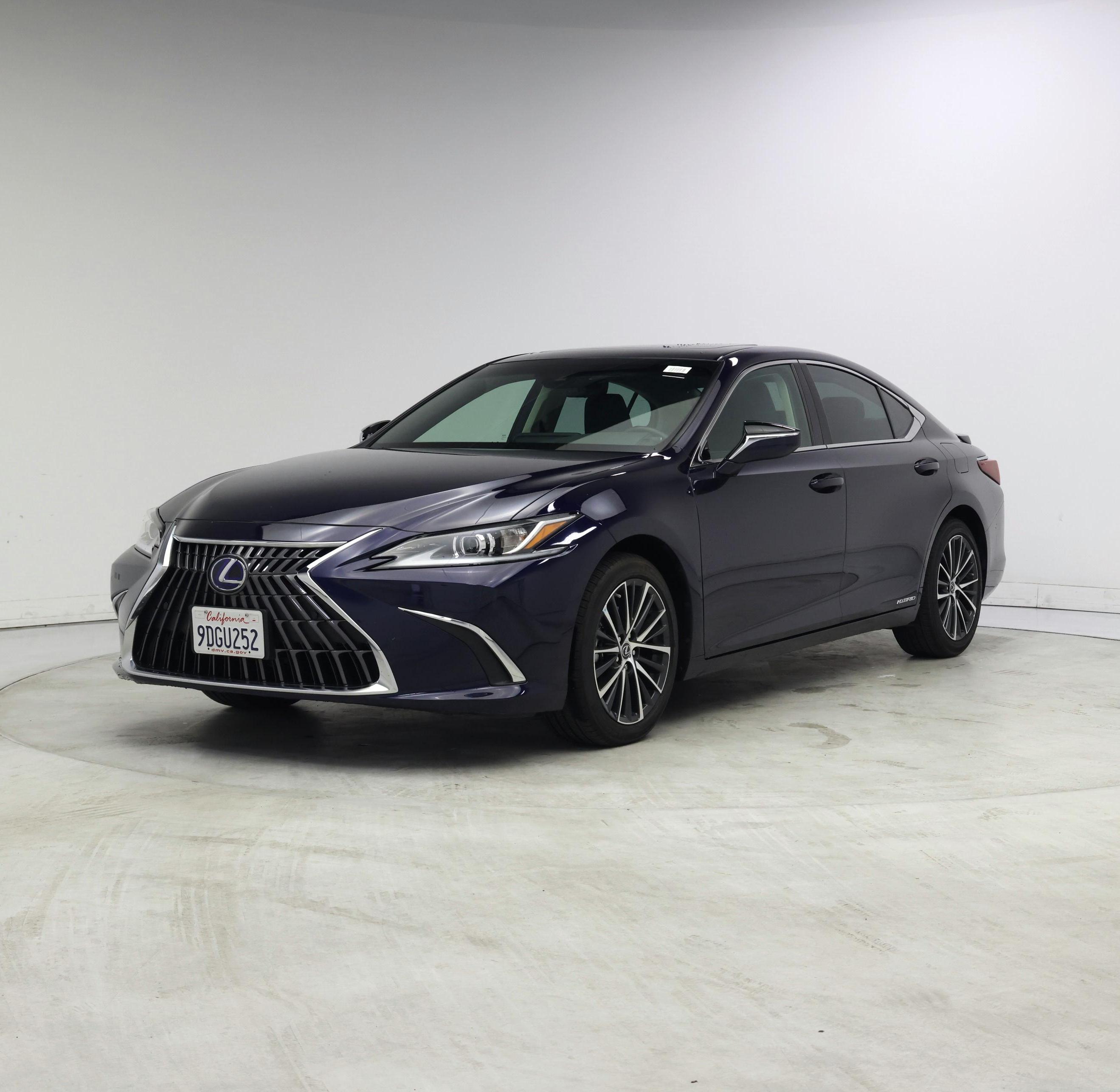 Thumbnail: 2022 Lexus ES - 4