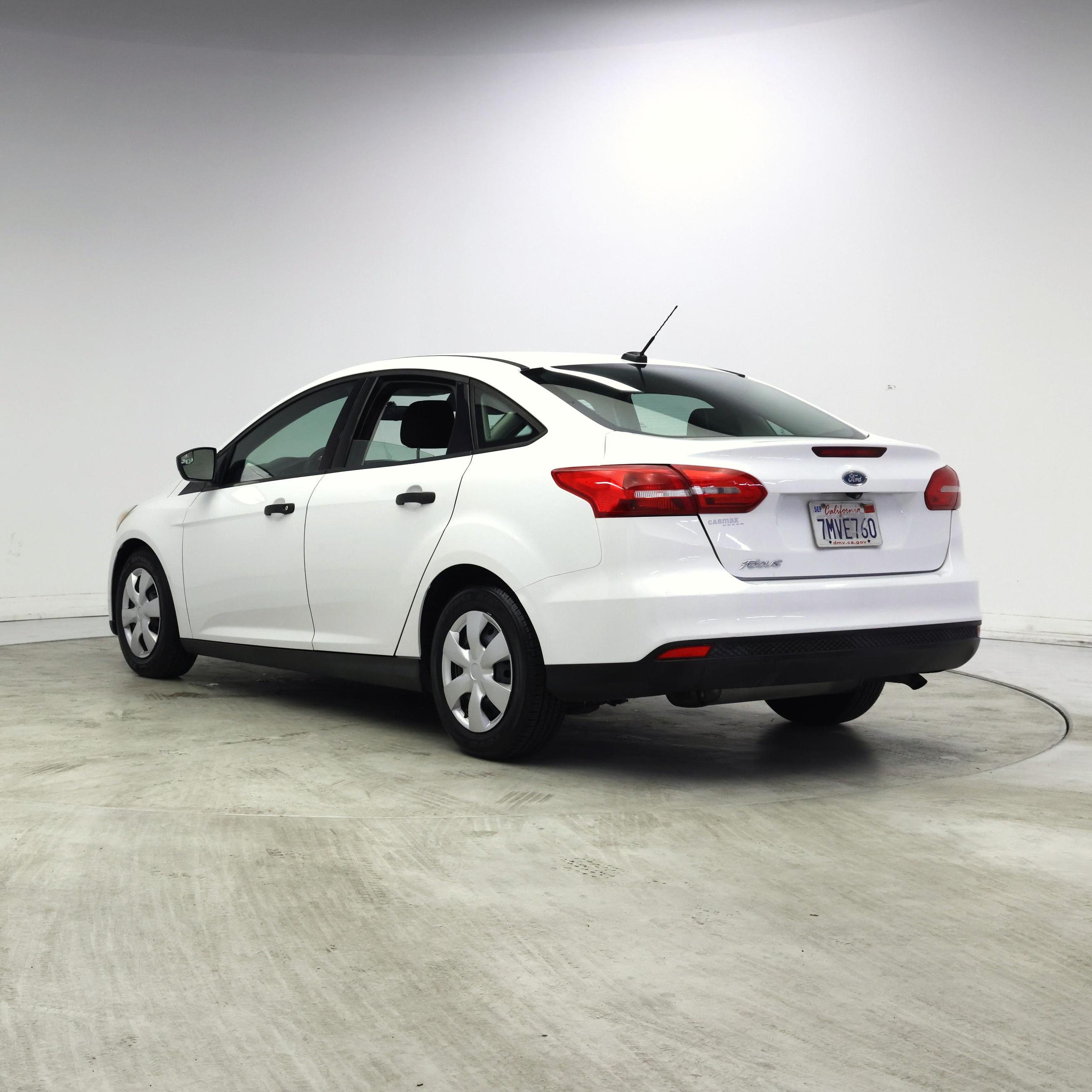 Thumbnail: 2015 Ford Focus - 2