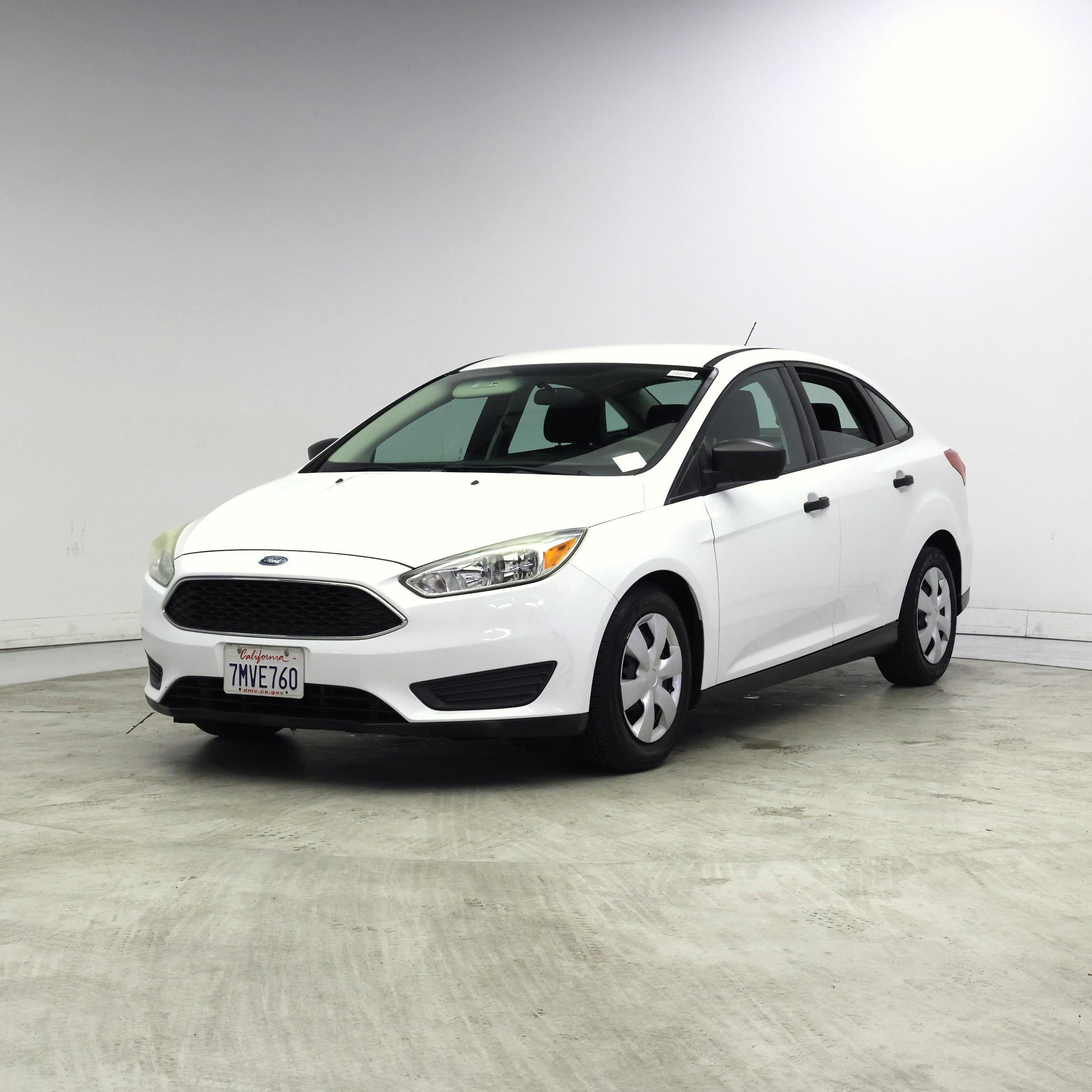 Thumbnail: 2015 Ford Focus - 4