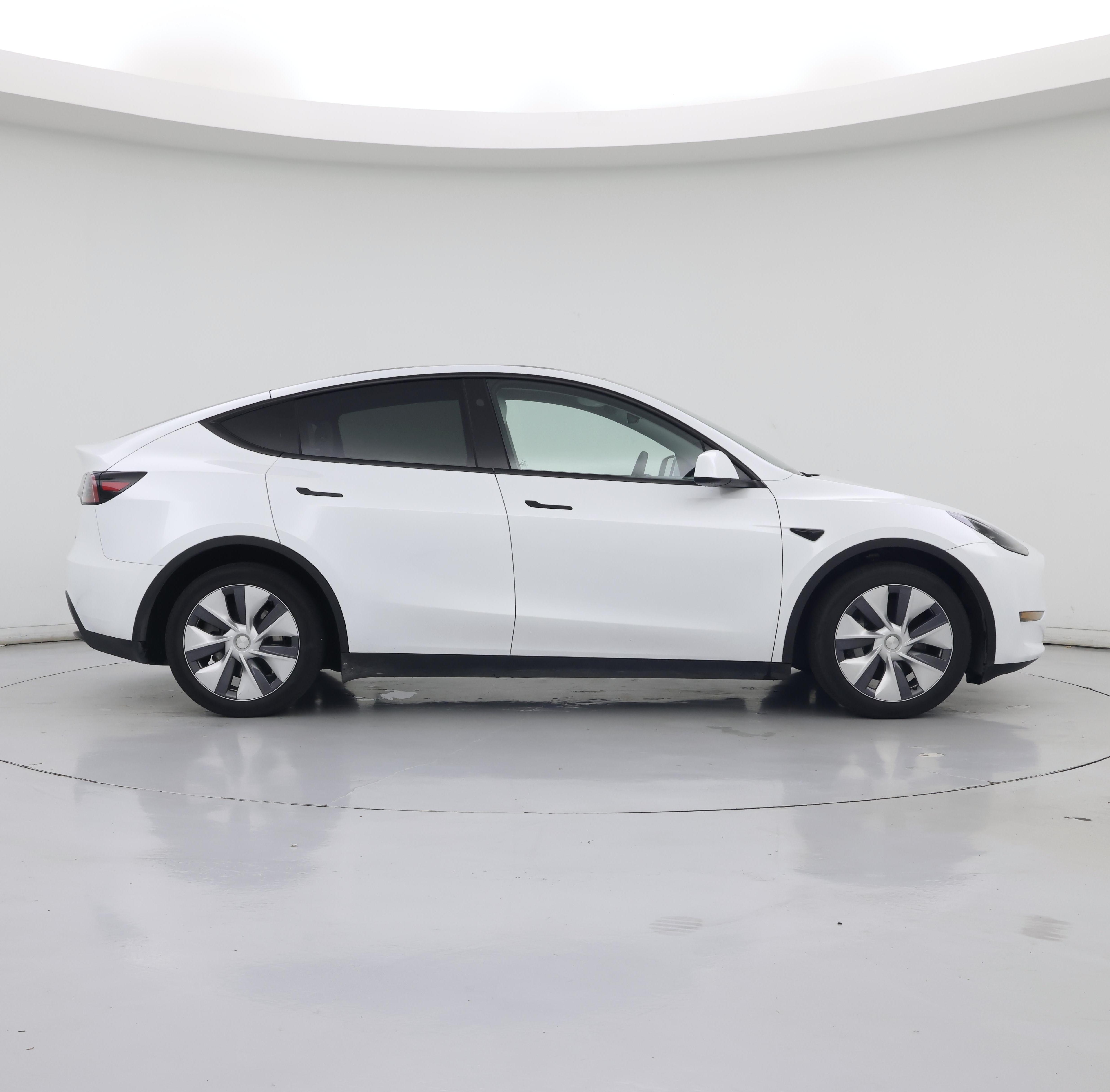 Thumbnail: 2024 Tesla Model Y - 7