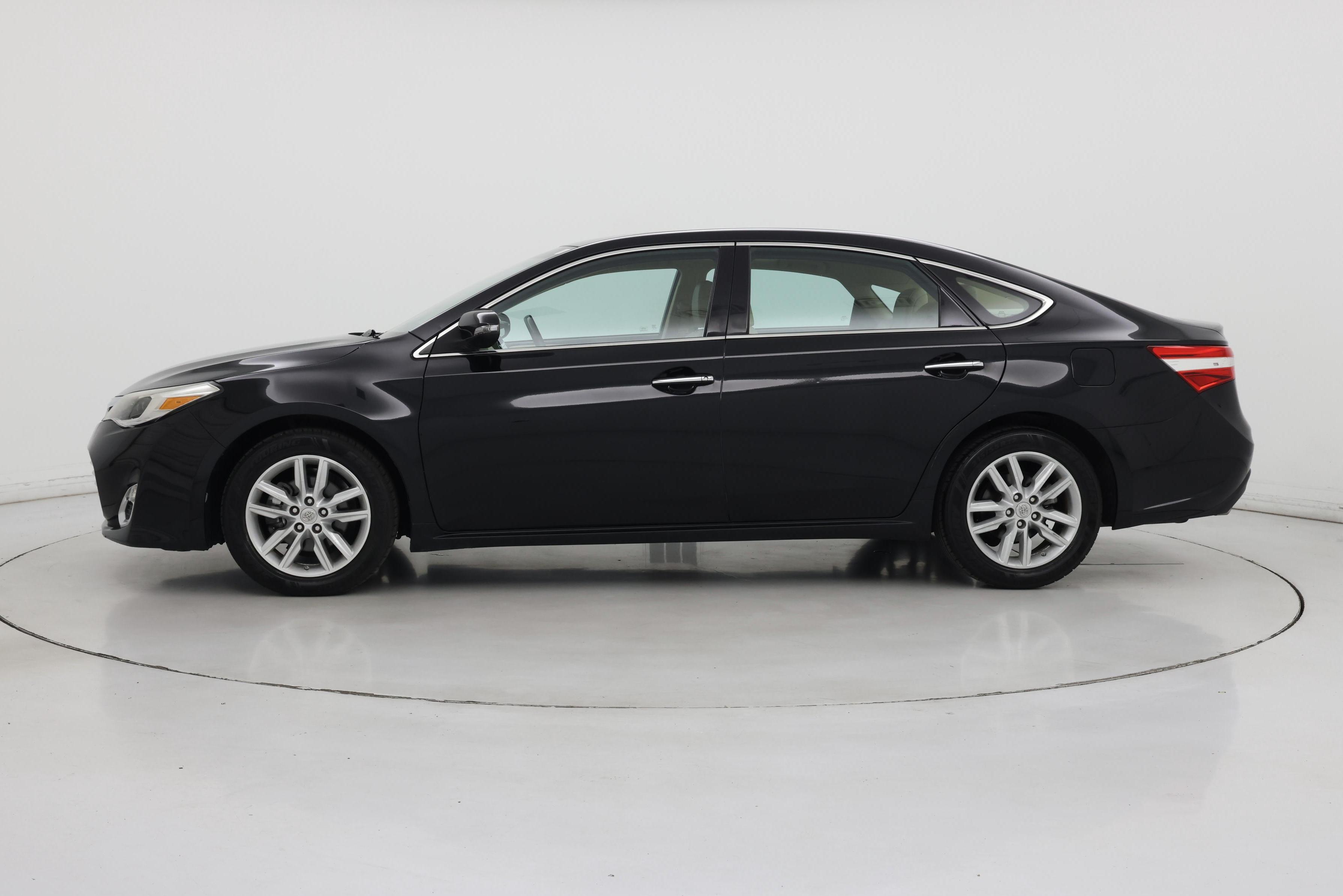 Thumbnail: 2014 Toyota Avalon - 3