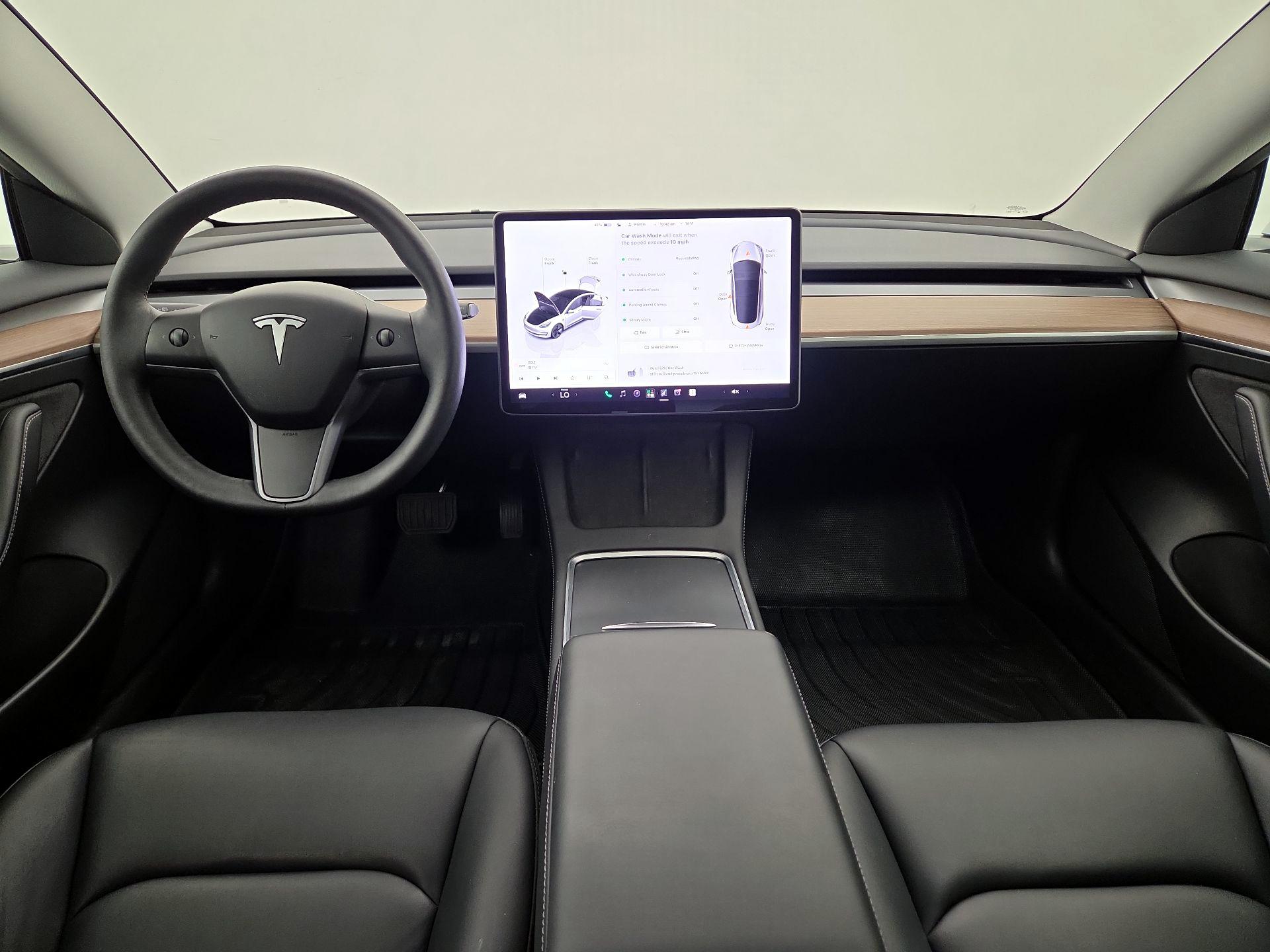 Thumbnail: 2023 Tesla Model 3 - 9