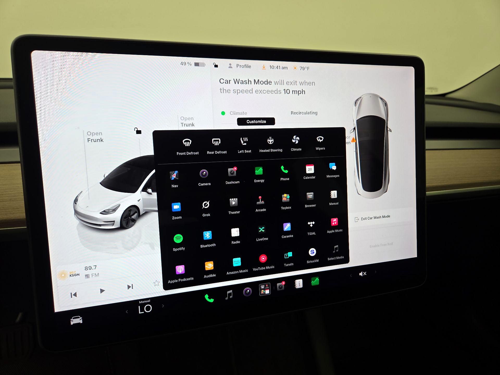 Thumbnail: 2023 Tesla Model 3 - 14