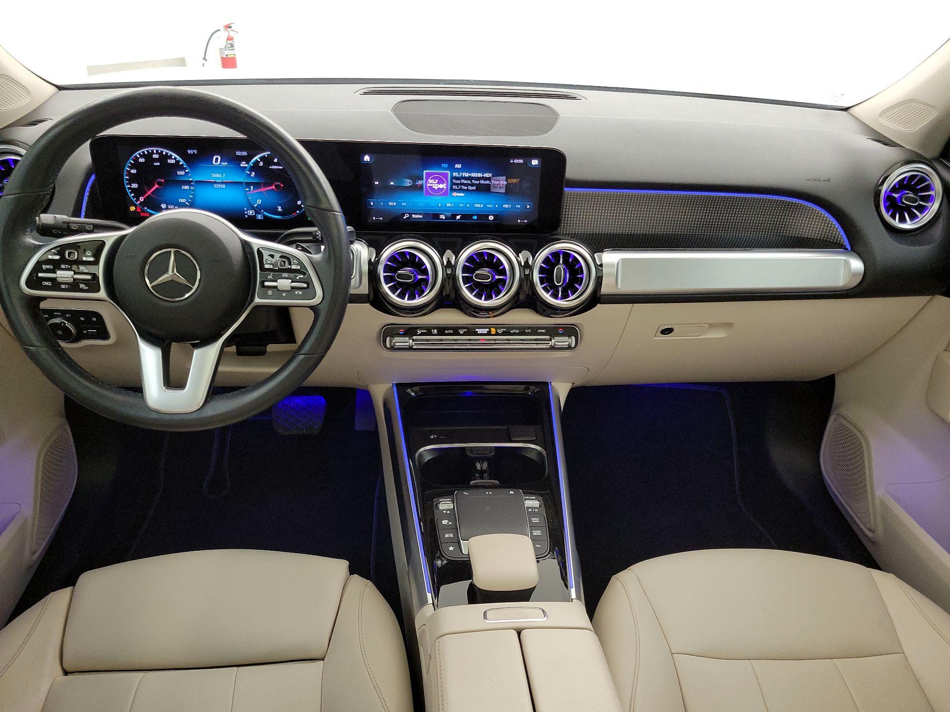 Thumbnail: 2022 Mercedes-Benz GLB - 9