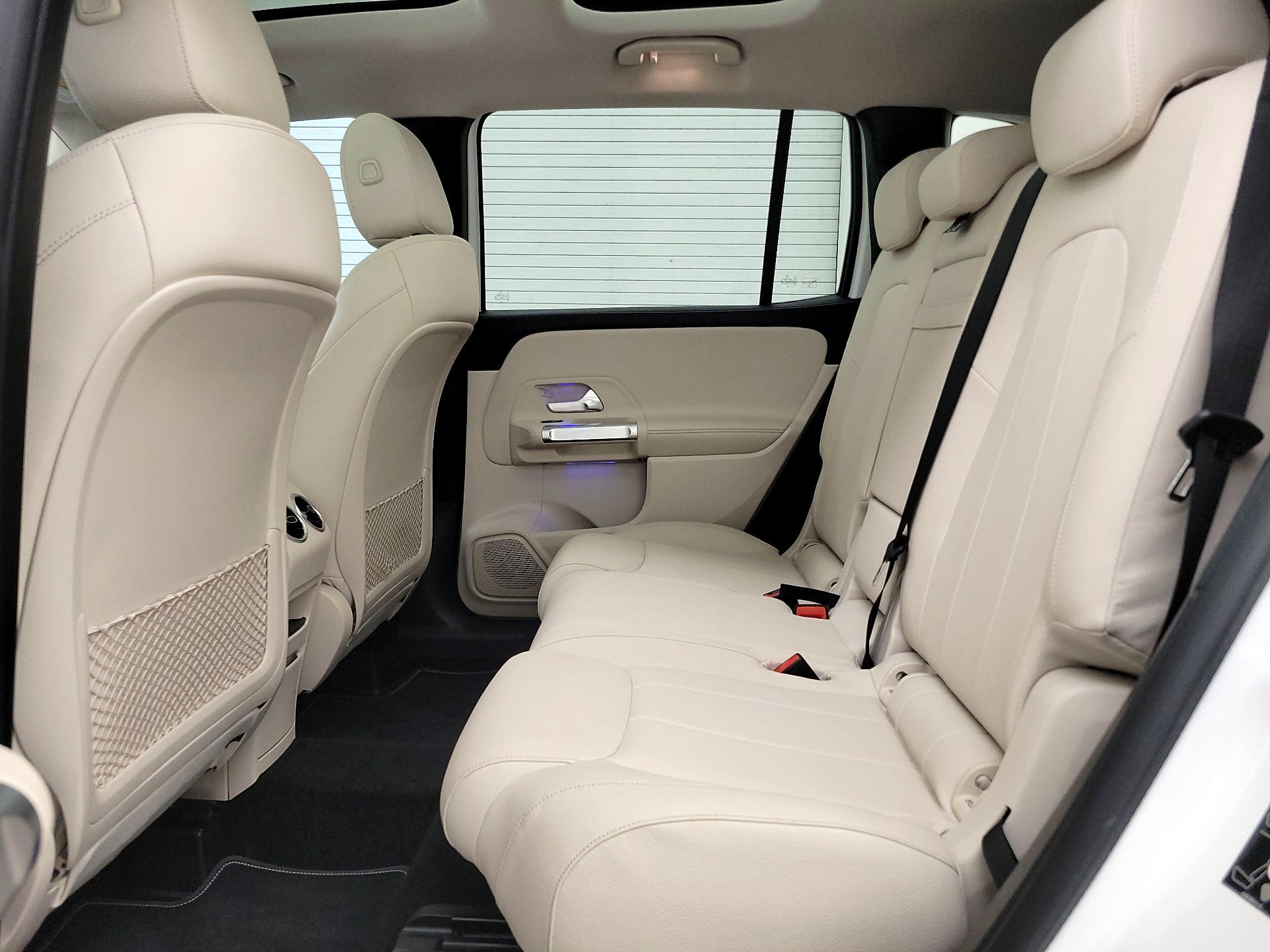 Thumbnail: 2022 Mercedes-Benz GLB - 20