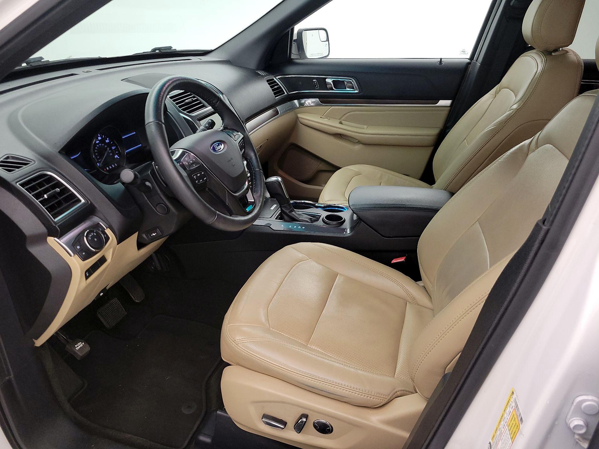 Thumbnail: 2017 Ford Explorer - 11