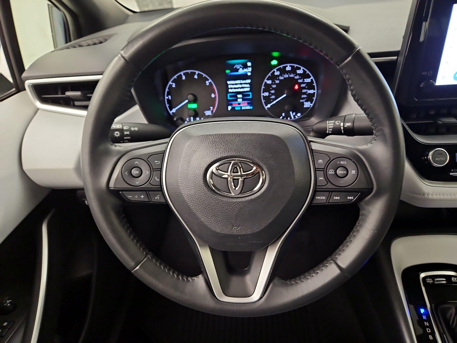Thumbnail: 2023 Toyota Corolla - 10