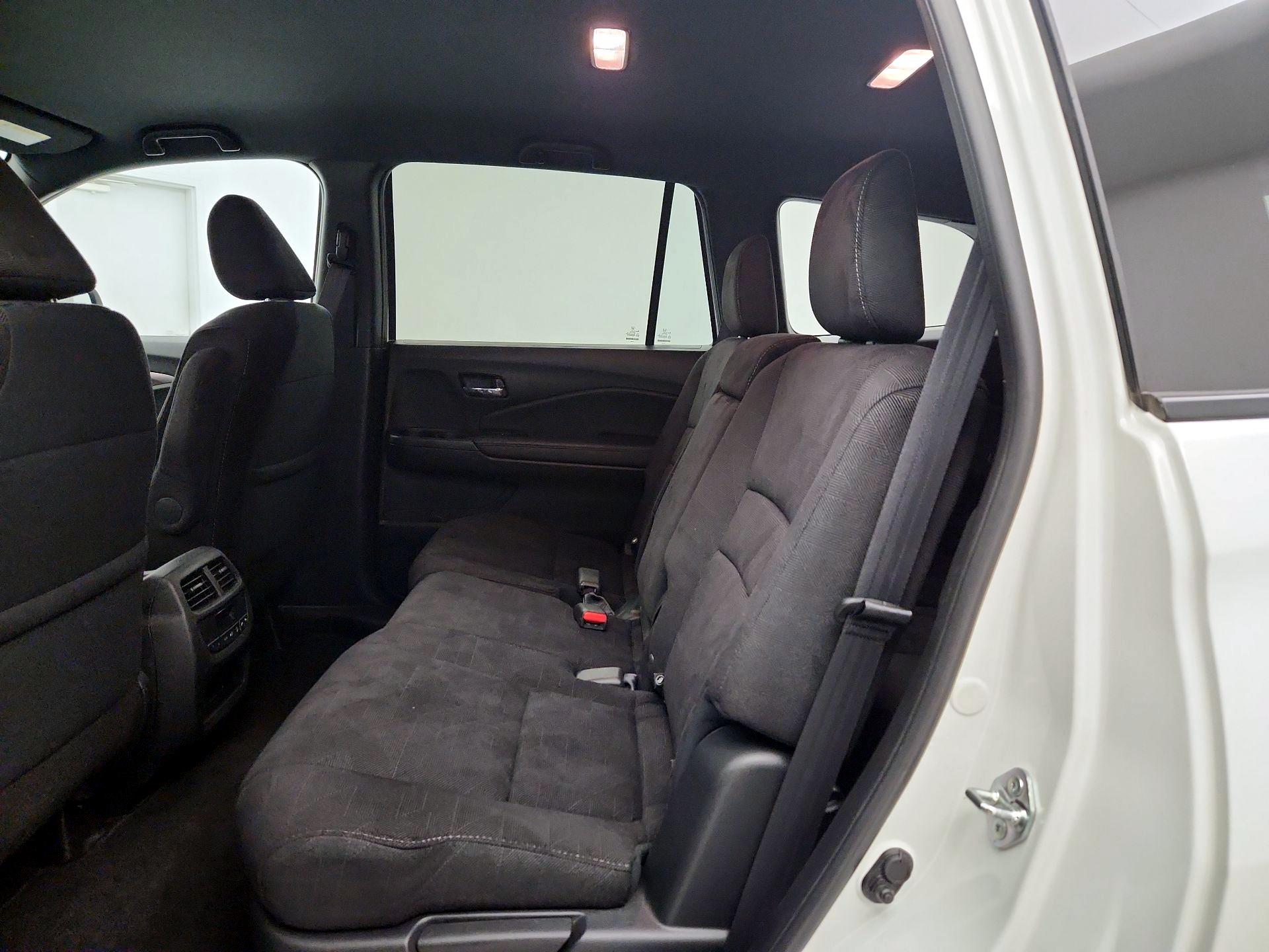 Thumbnail: 2022 Honda Pilot - 19