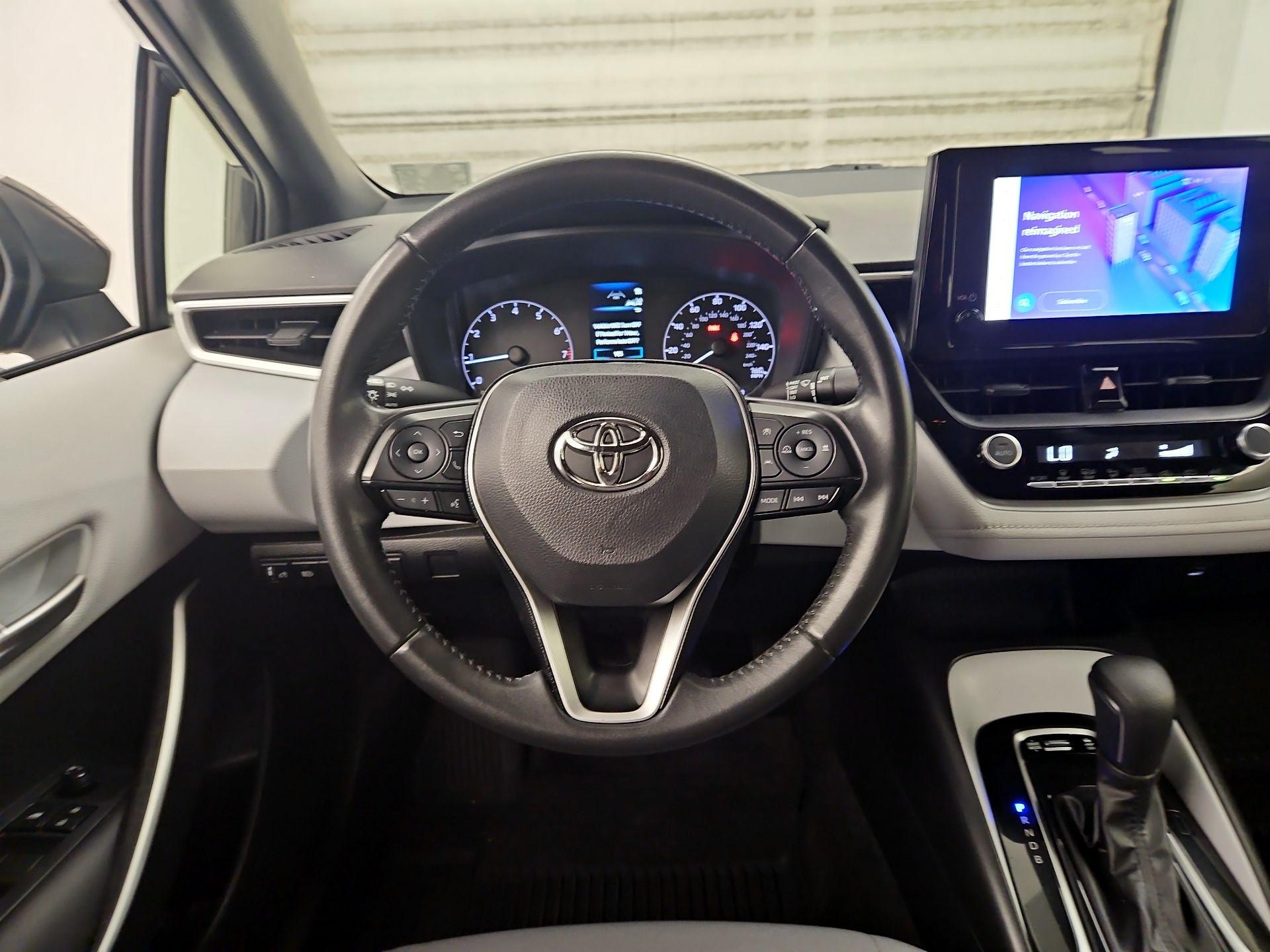 Thumbnail: 2023 Toyota Corolla - 10