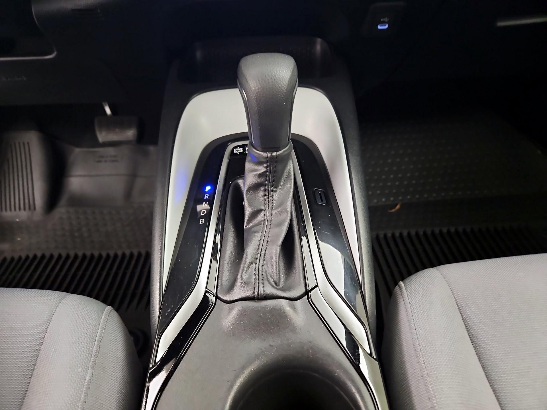 Thumbnail: 2023 Toyota Corolla - 17