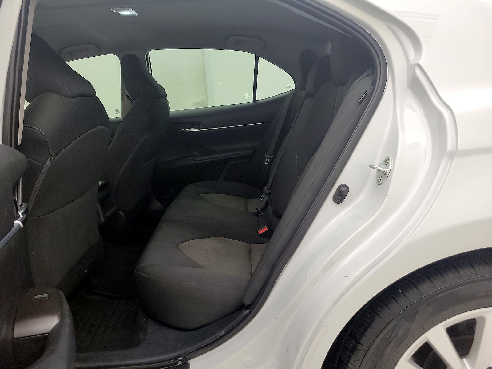 2022 Toyota Camry LE - Photo 20