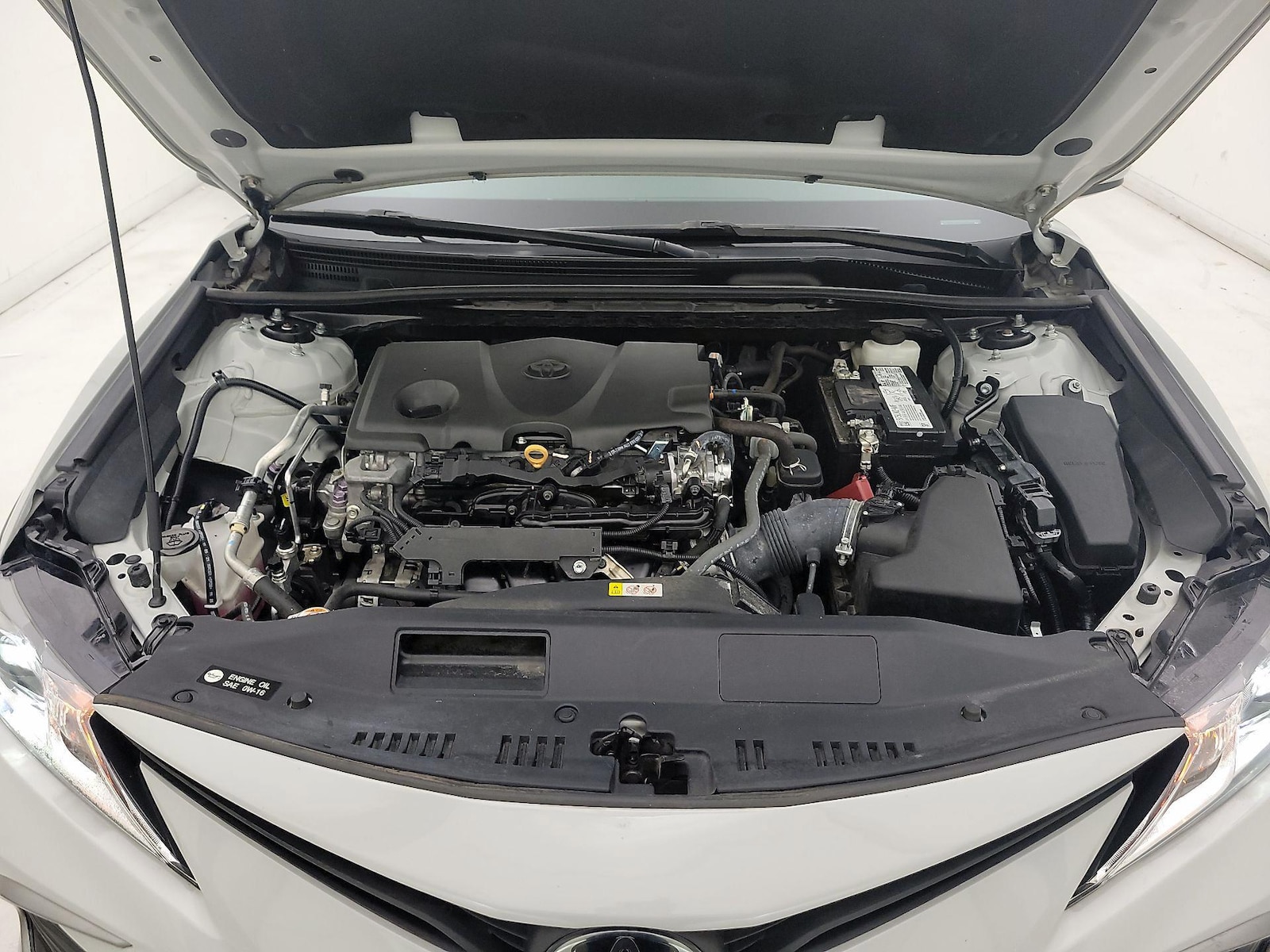 2022 Toyota Camry LE - Photo 22