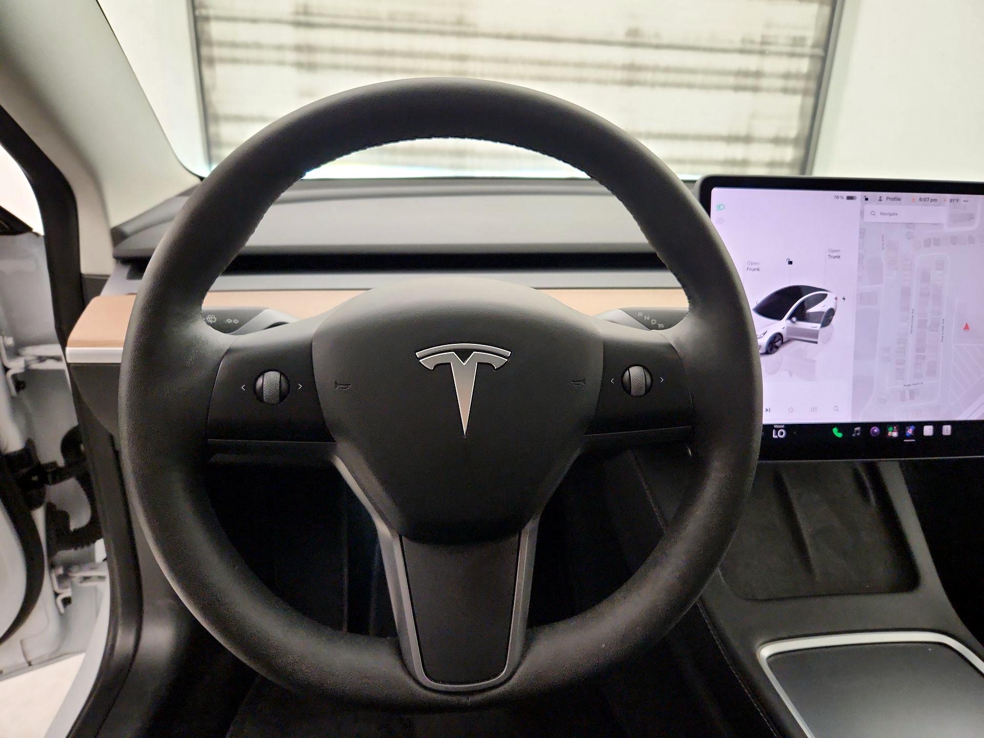 Thumbnail: 2022 Tesla Model 3 - 10