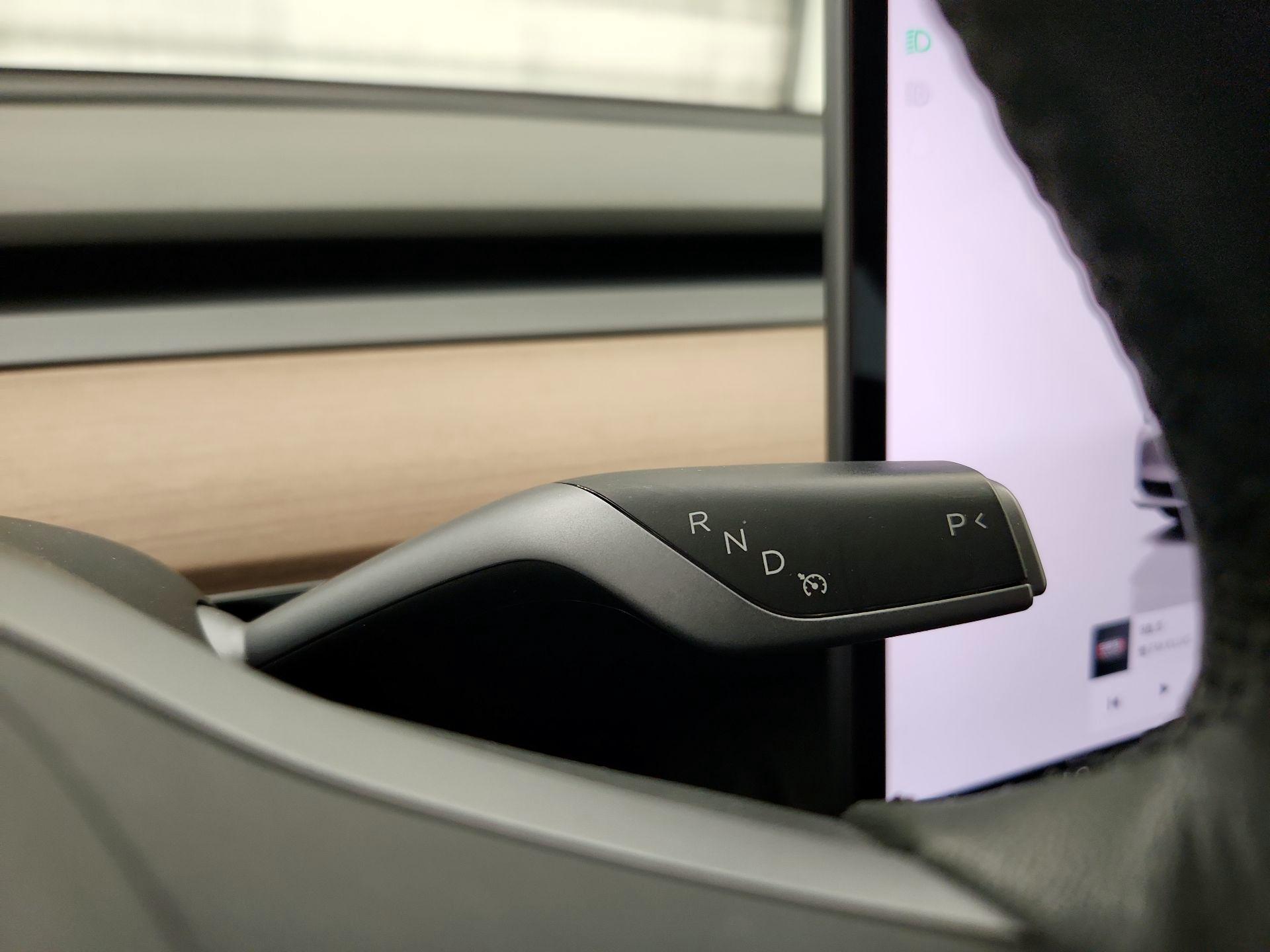 Thumbnail: 2022 Tesla Model 3 - 17
