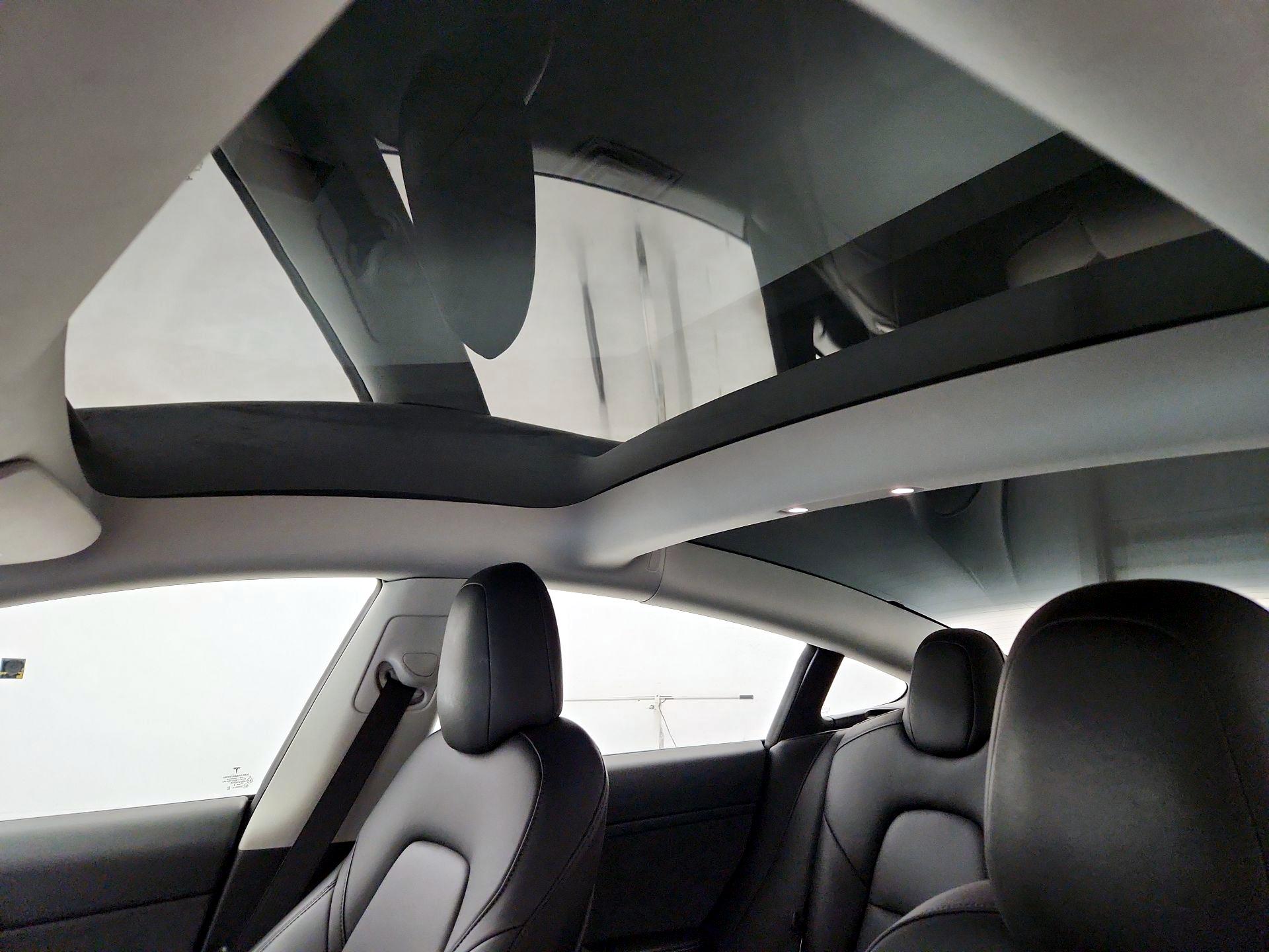 Thumbnail: 2022 Tesla Model 3 - 18