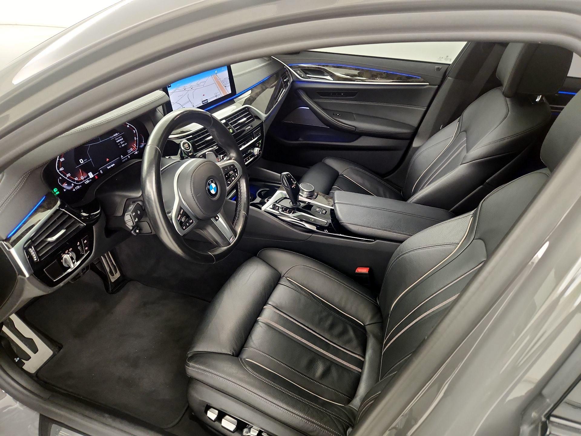 Thumbnail: 2021 BMW 5 Series - 11