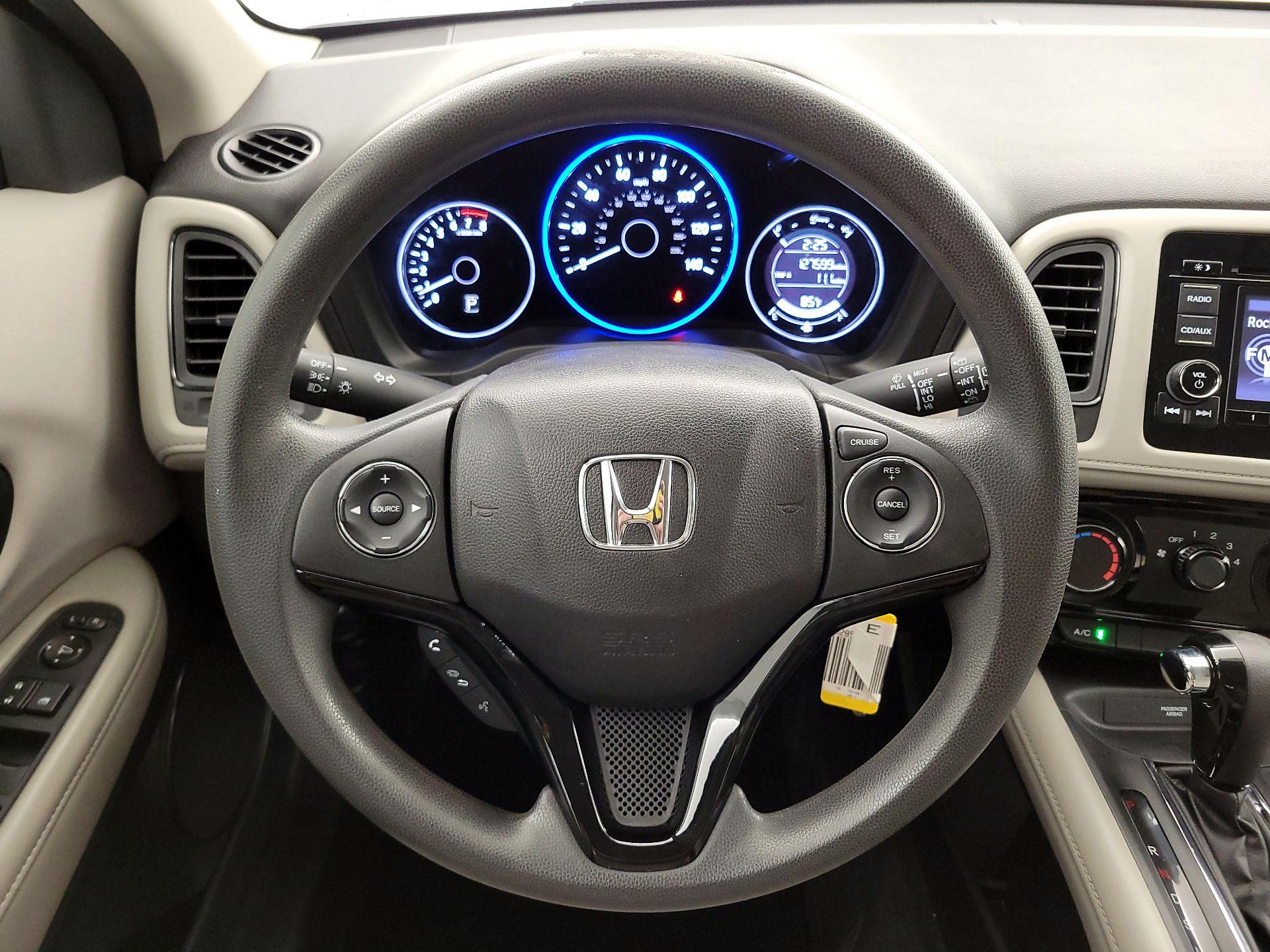Thumbnail: 2016 Honda HR-V - 10