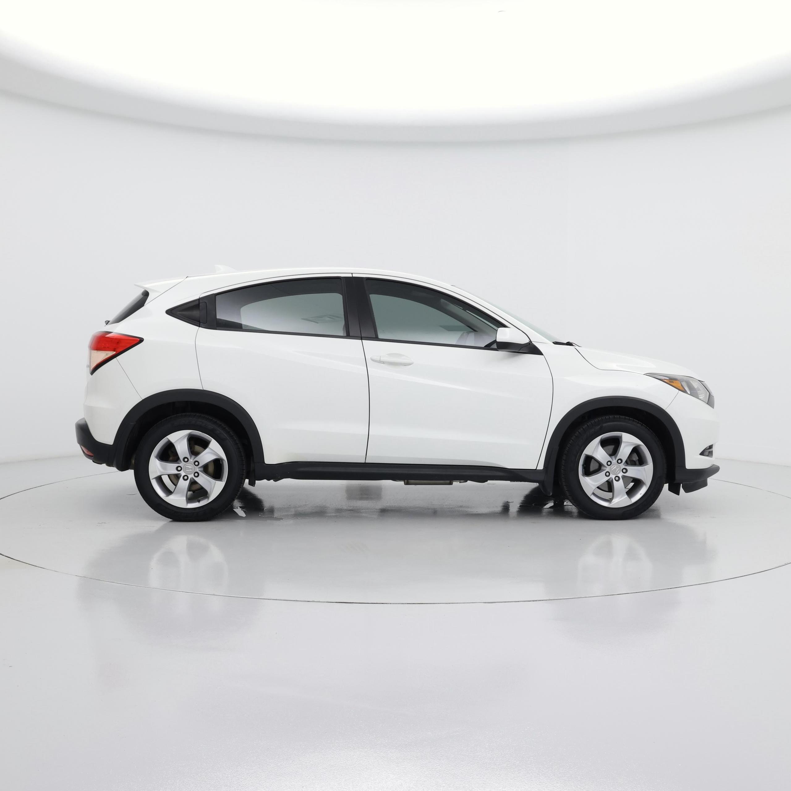 Thumbnail: 2016 Honda HR-V - 7