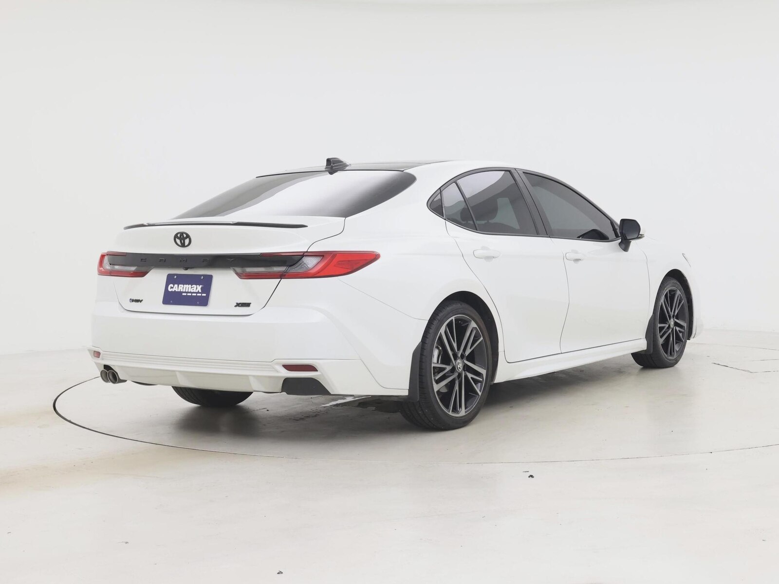 2025 Toyota Camry XSE - Photo 9