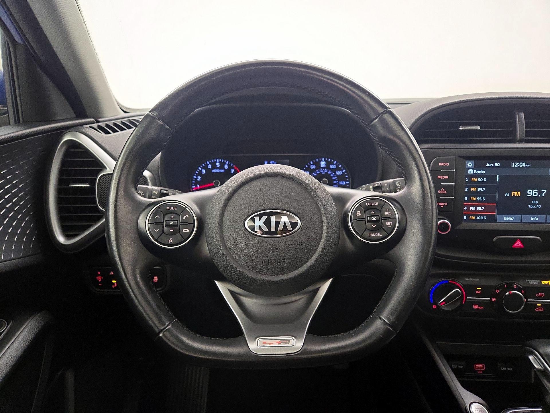 Thumbnail: 2020 Kia Soul - 10