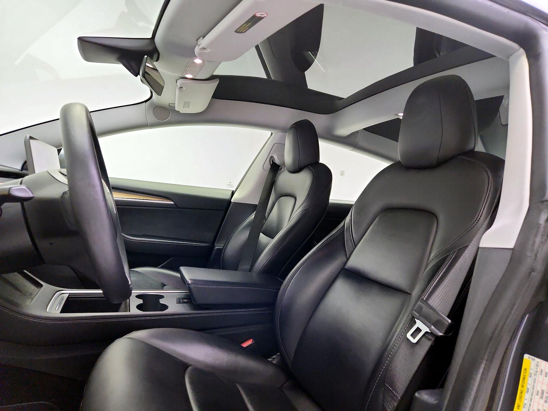 Thumbnail: 2021 Tesla Model 3 - 20