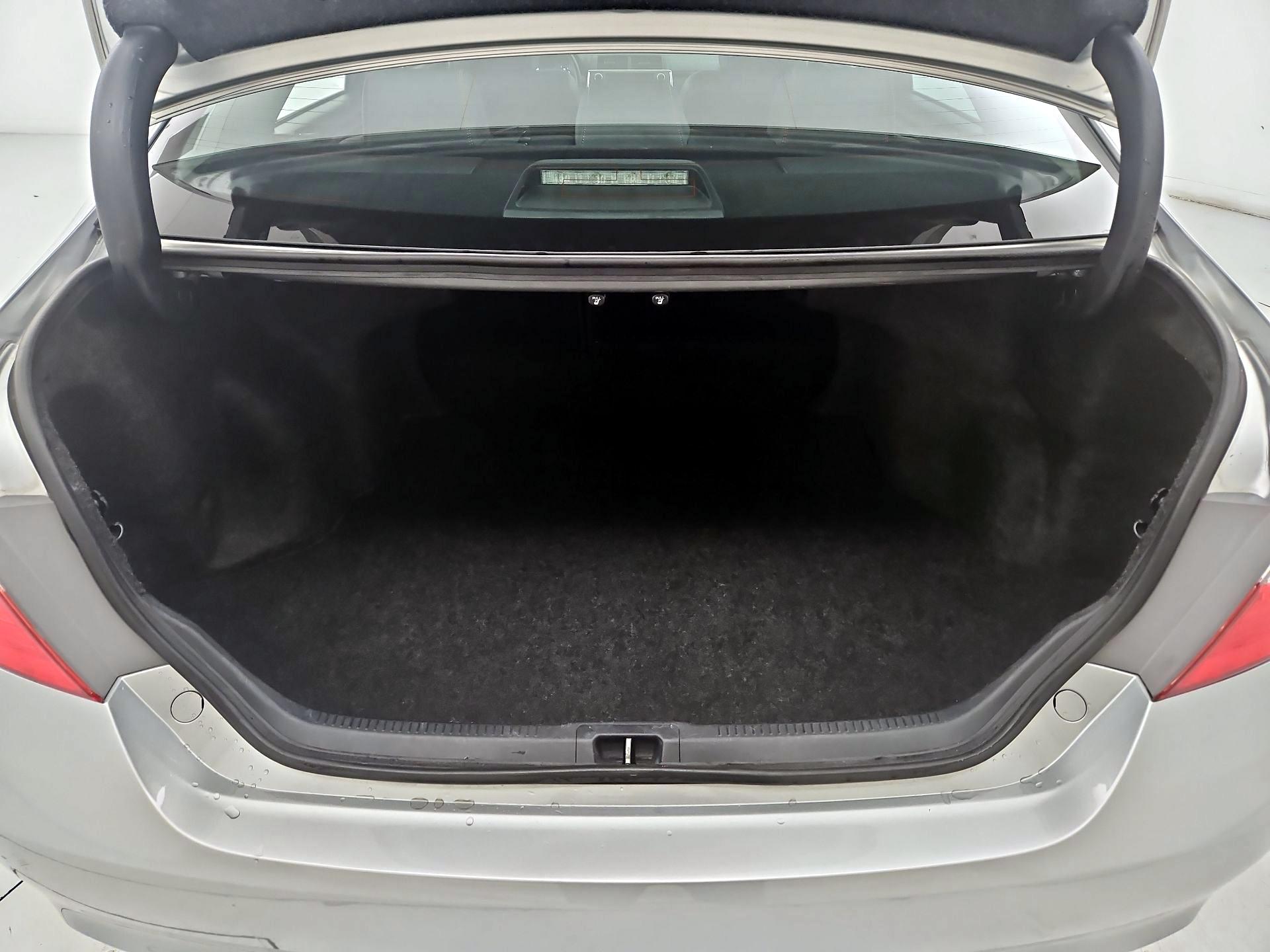 Thumbnail: 2015 Toyota Camry - 19
