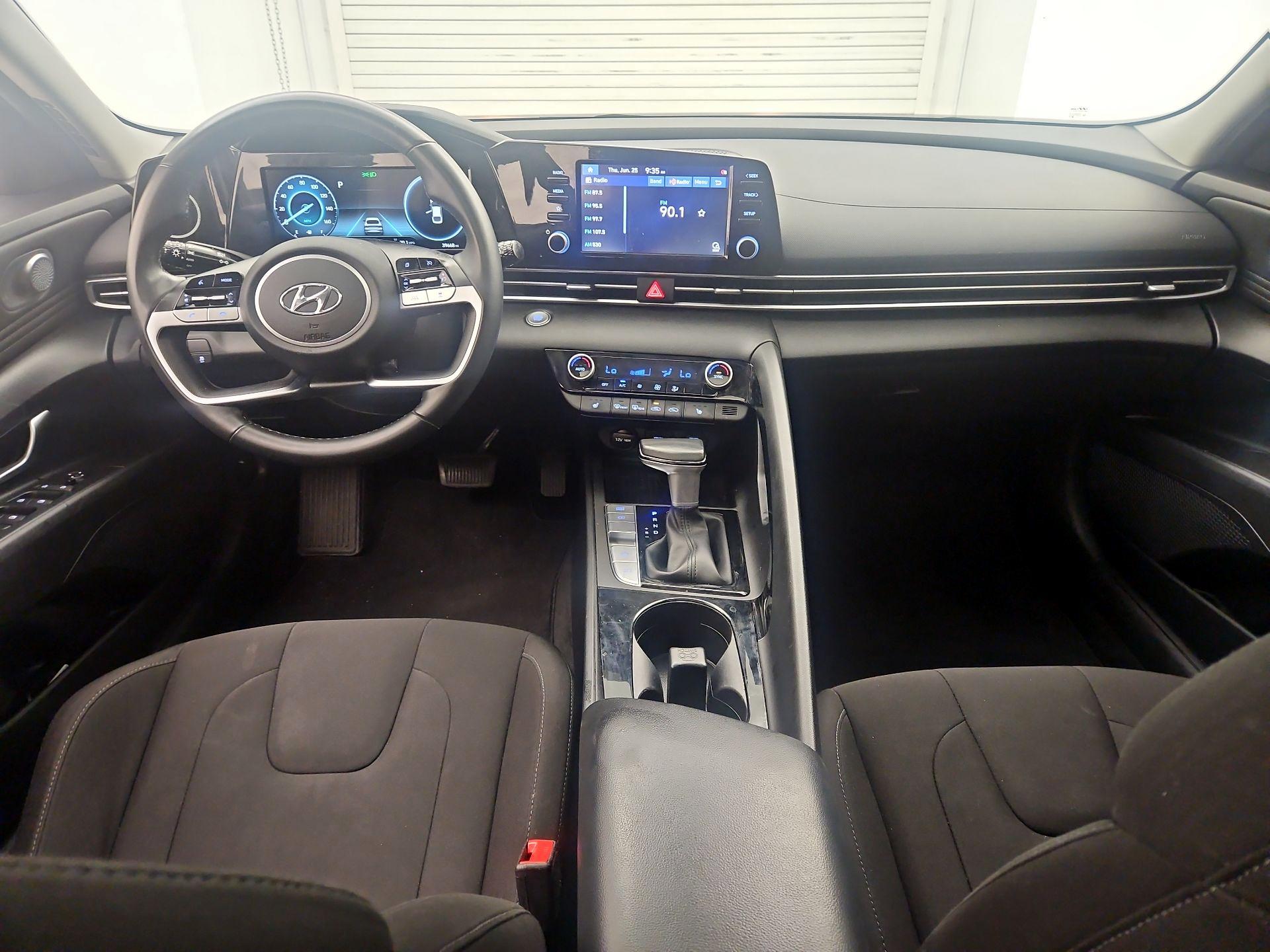 Thumbnail: 2021 Hyundai Elantra - 9