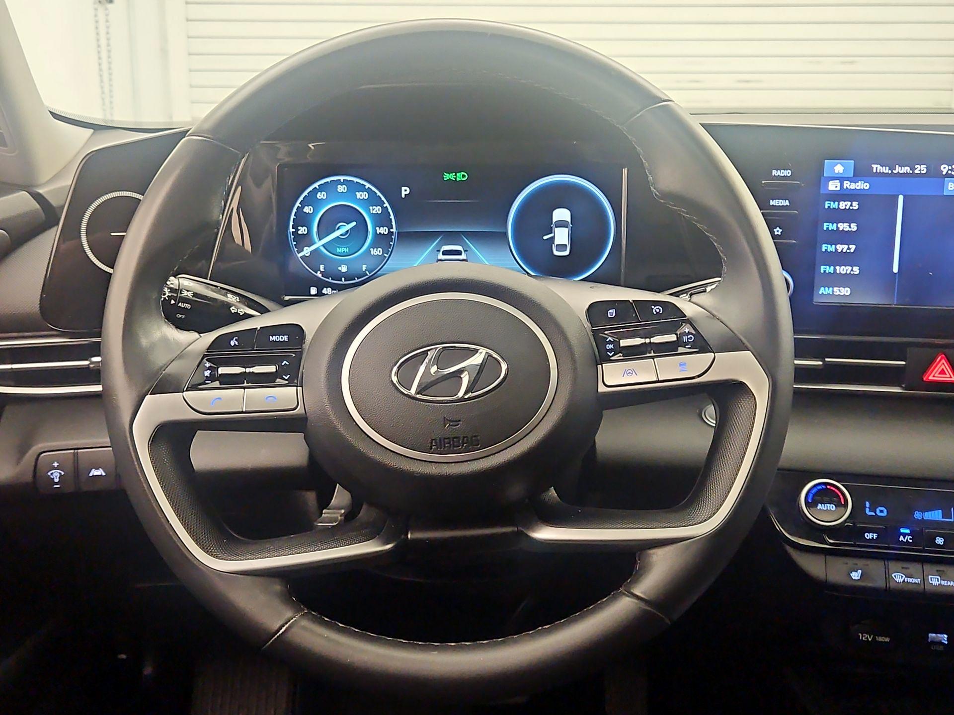 Thumbnail: 2021 Hyundai Elantra - 10