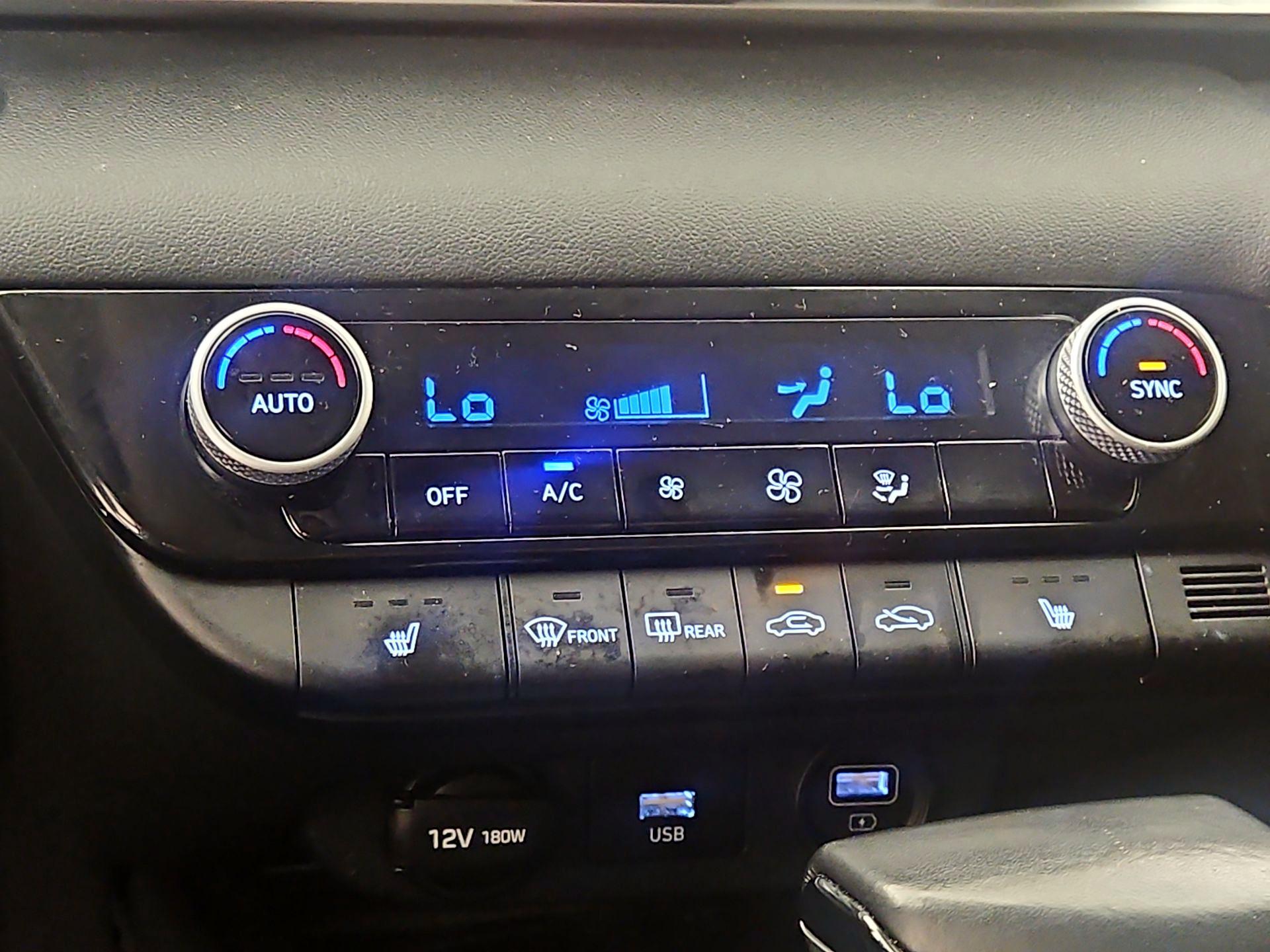 Thumbnail: 2021 Hyundai Elantra - 16