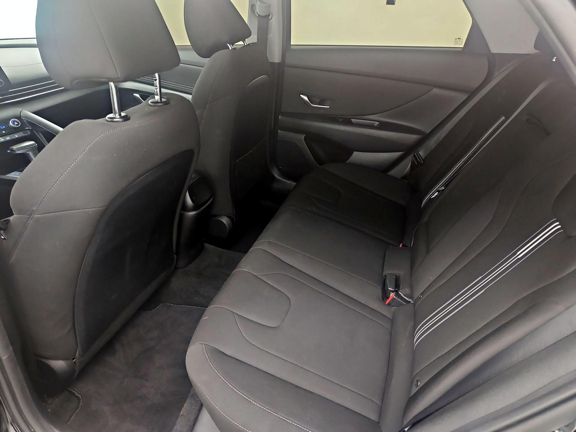 Thumbnail: 2021 Hyundai Elantra - 20