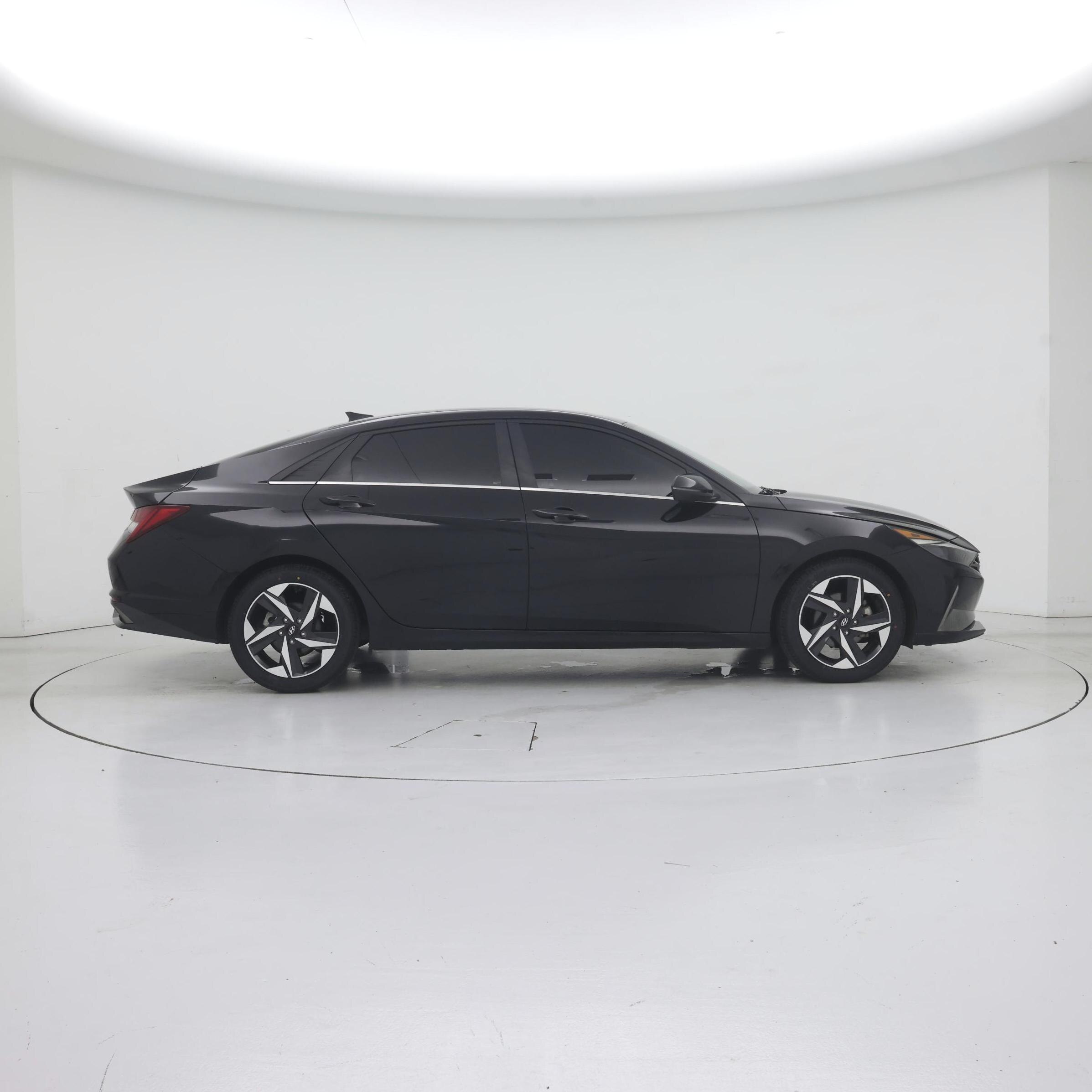 Thumbnail: 2021 Hyundai Elantra - 7