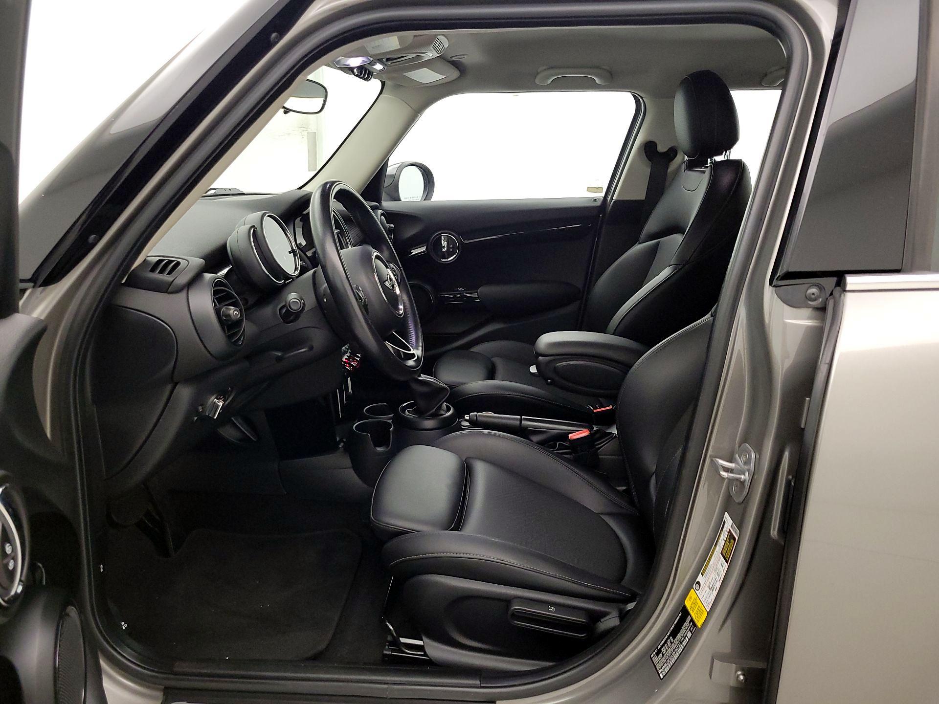 Thumbnail: 2018 MINI Cooper Hardtop - 11