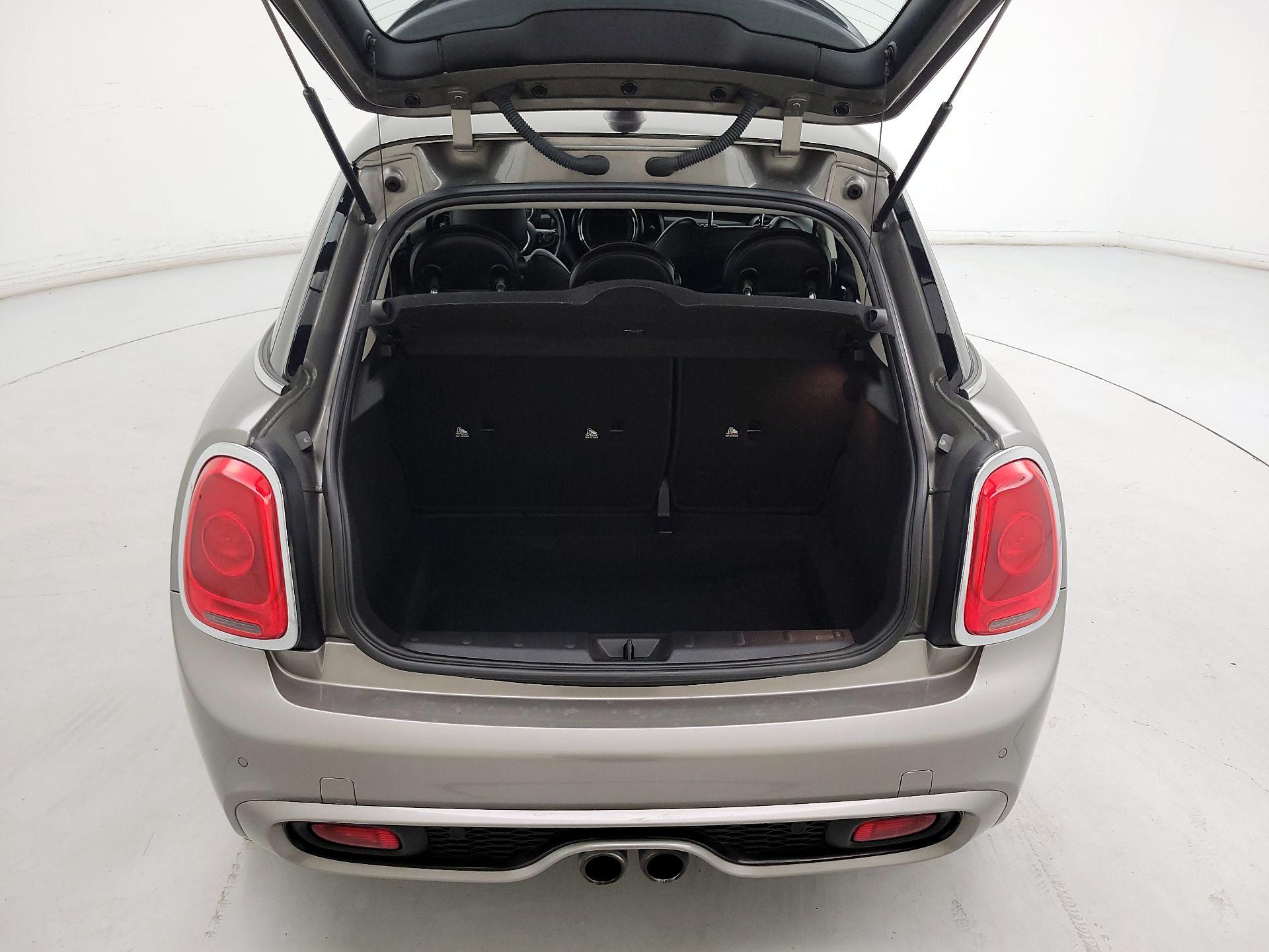 Thumbnail: 2018 MINI Cooper Hardtop - 20