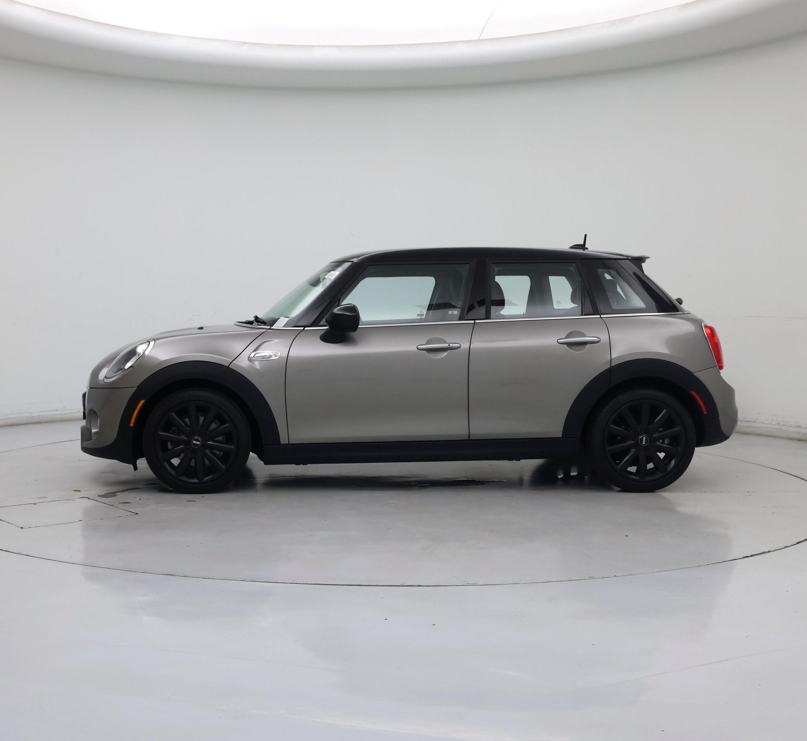 Thumbnail: 2018 MINI Cooper Hardtop - 3