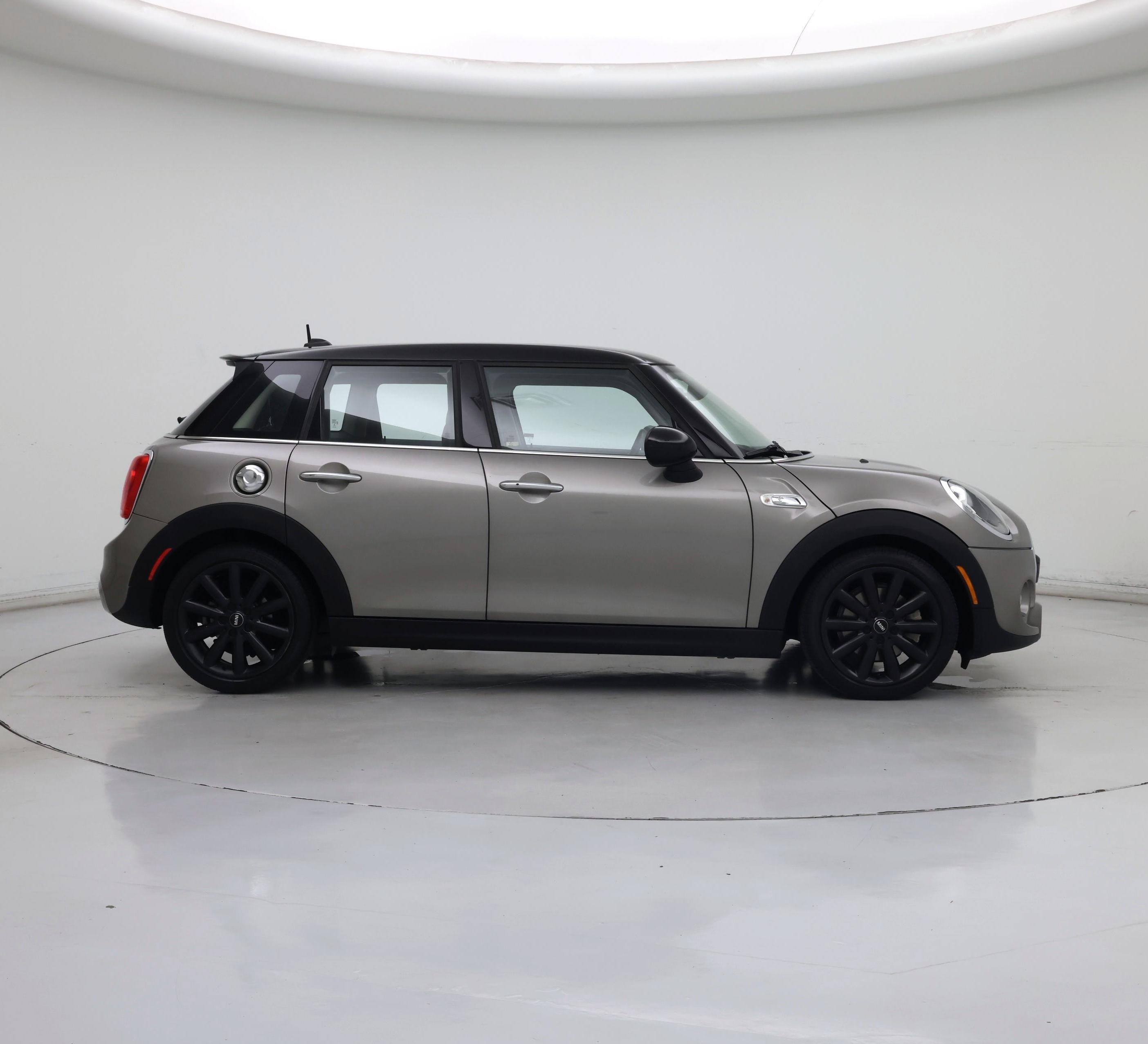 Thumbnail: 2018 MINI Cooper Hardtop - 7