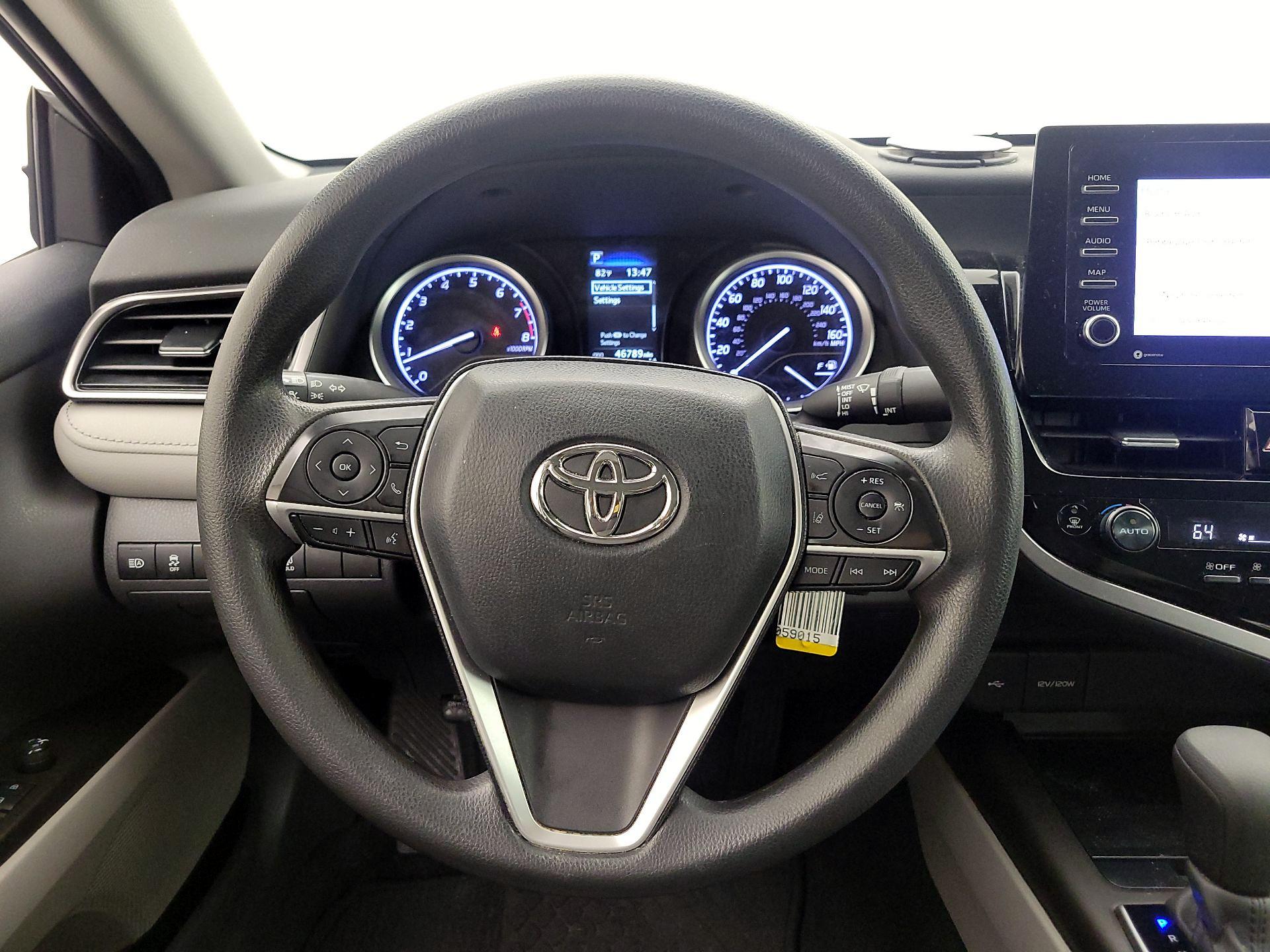 Thumbnail: 2022 Toyota Camry - 10