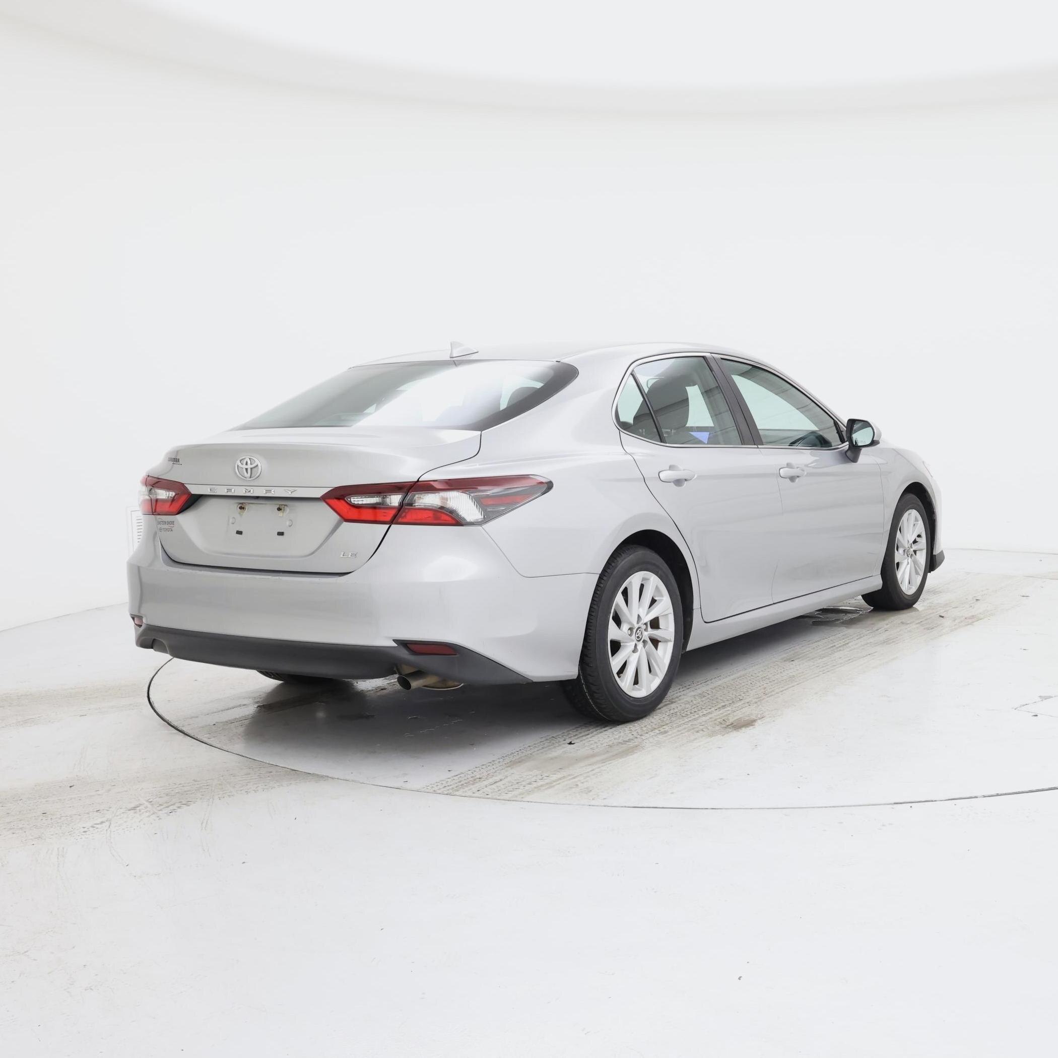 Thumbnail: 2022 Toyota Camry - 8