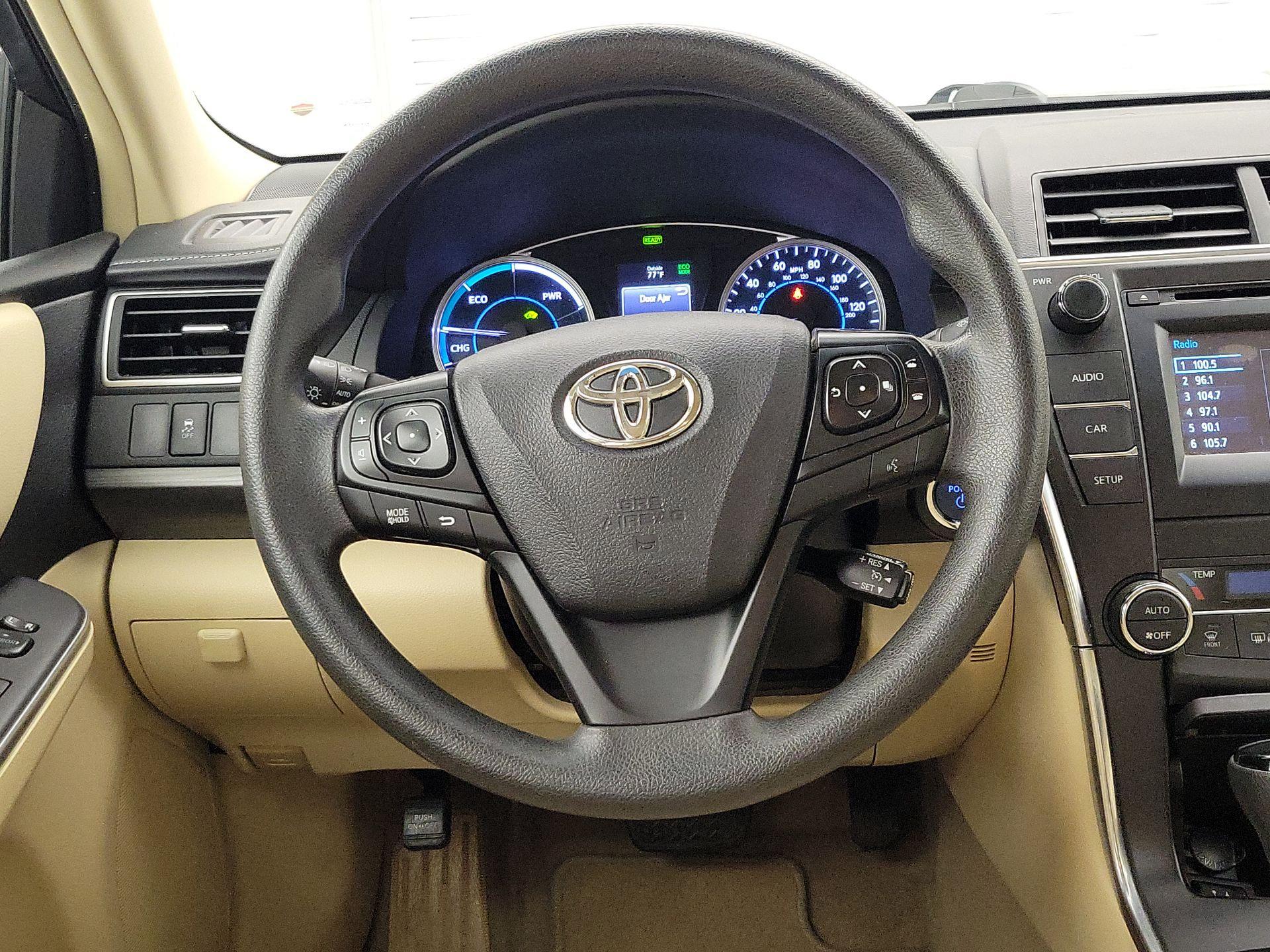 Thumbnail: 2015 Toyota Camry - 10