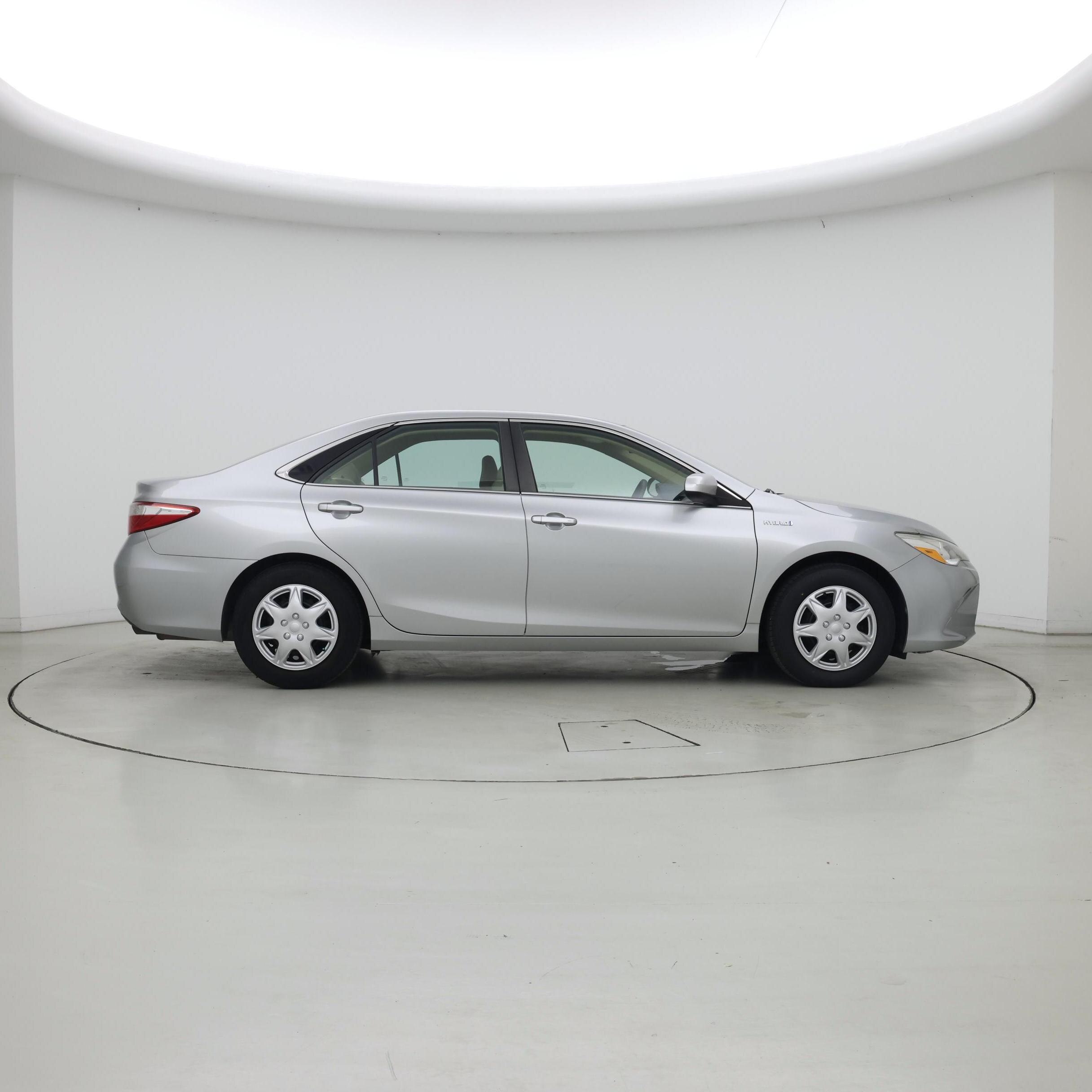 Thumbnail: 2015 Toyota Camry - 7