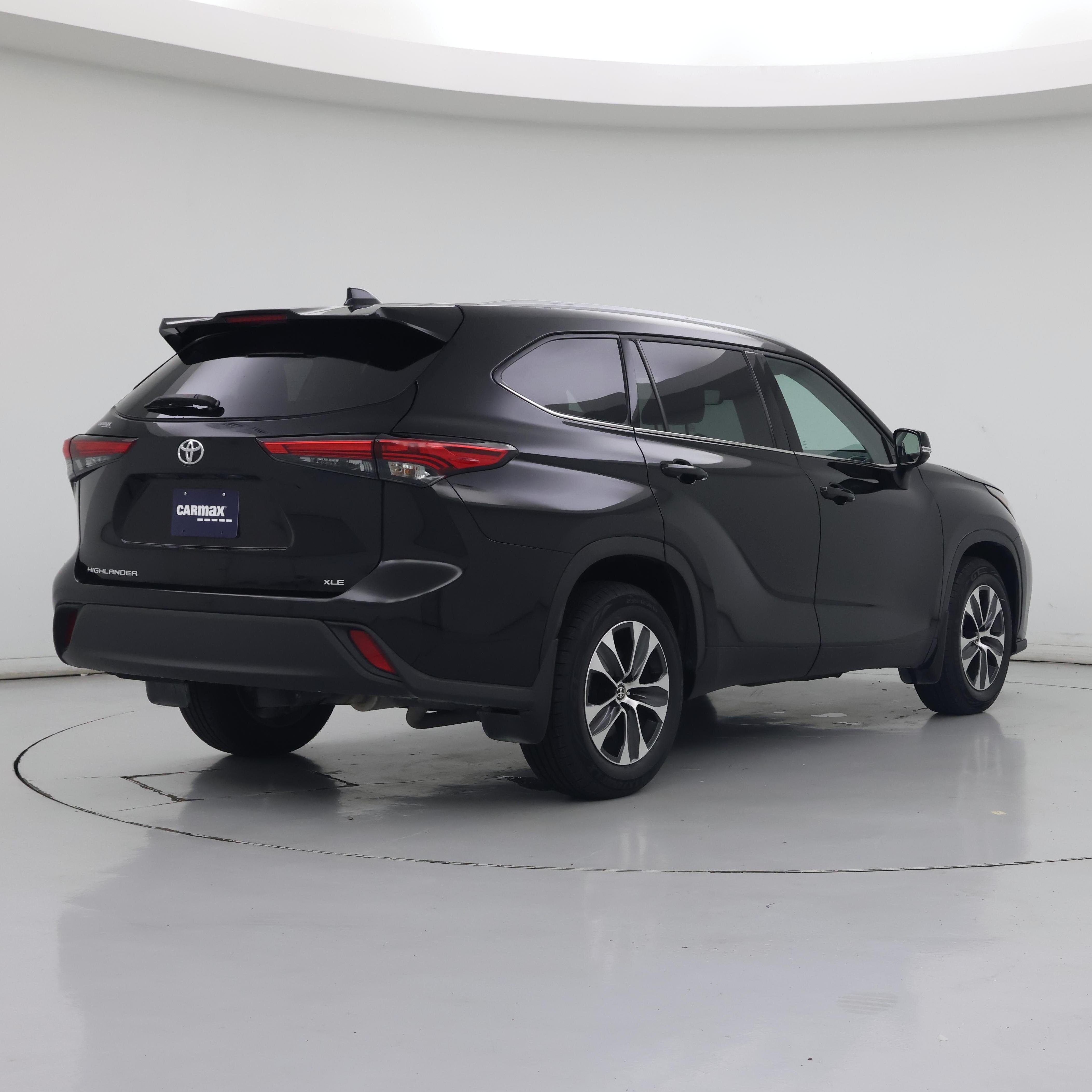 Thumbnail: 2022 Toyota Highlander - 8