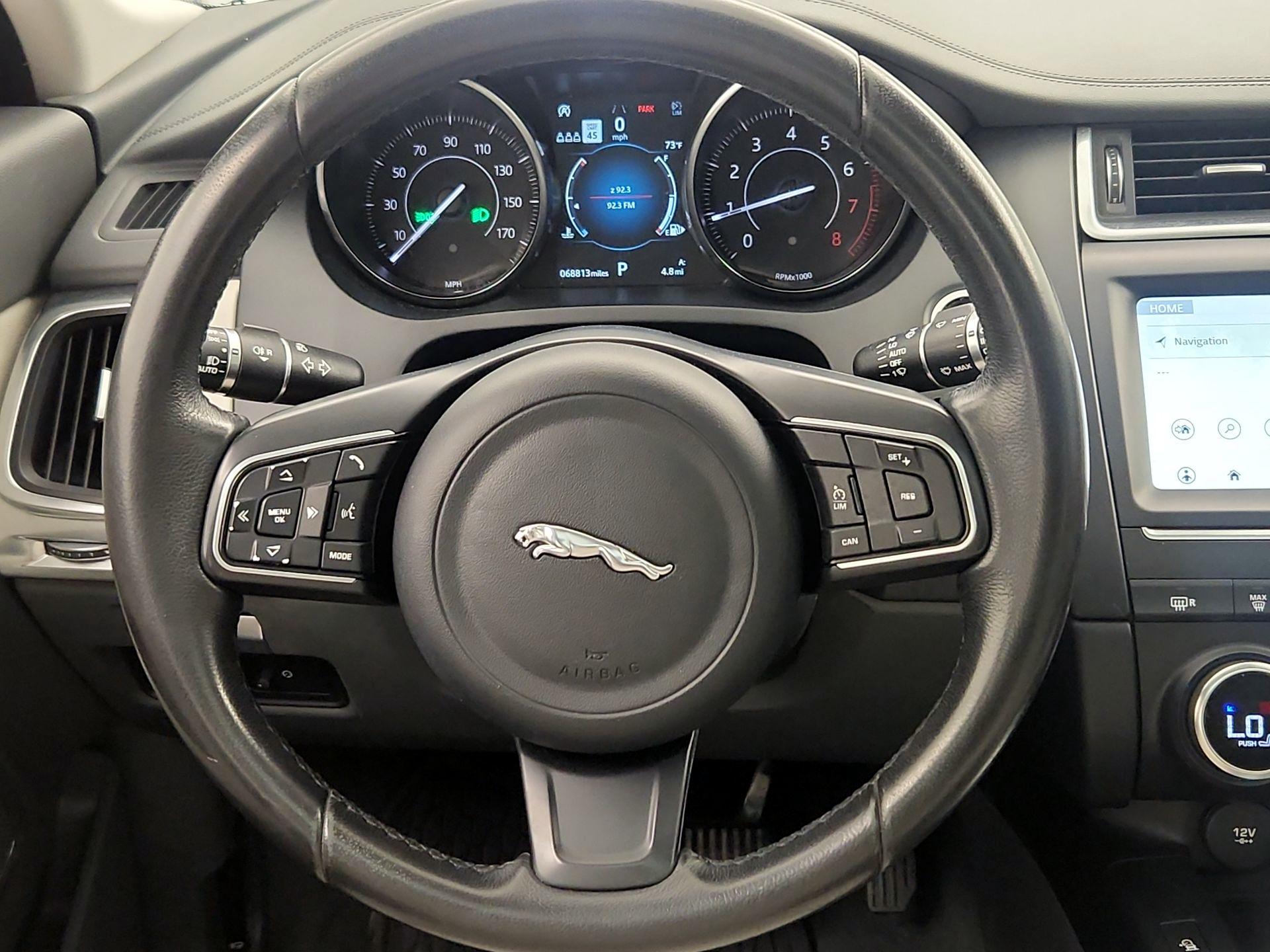 Thumbnail: 2020 Jaguar E-Pace - 10