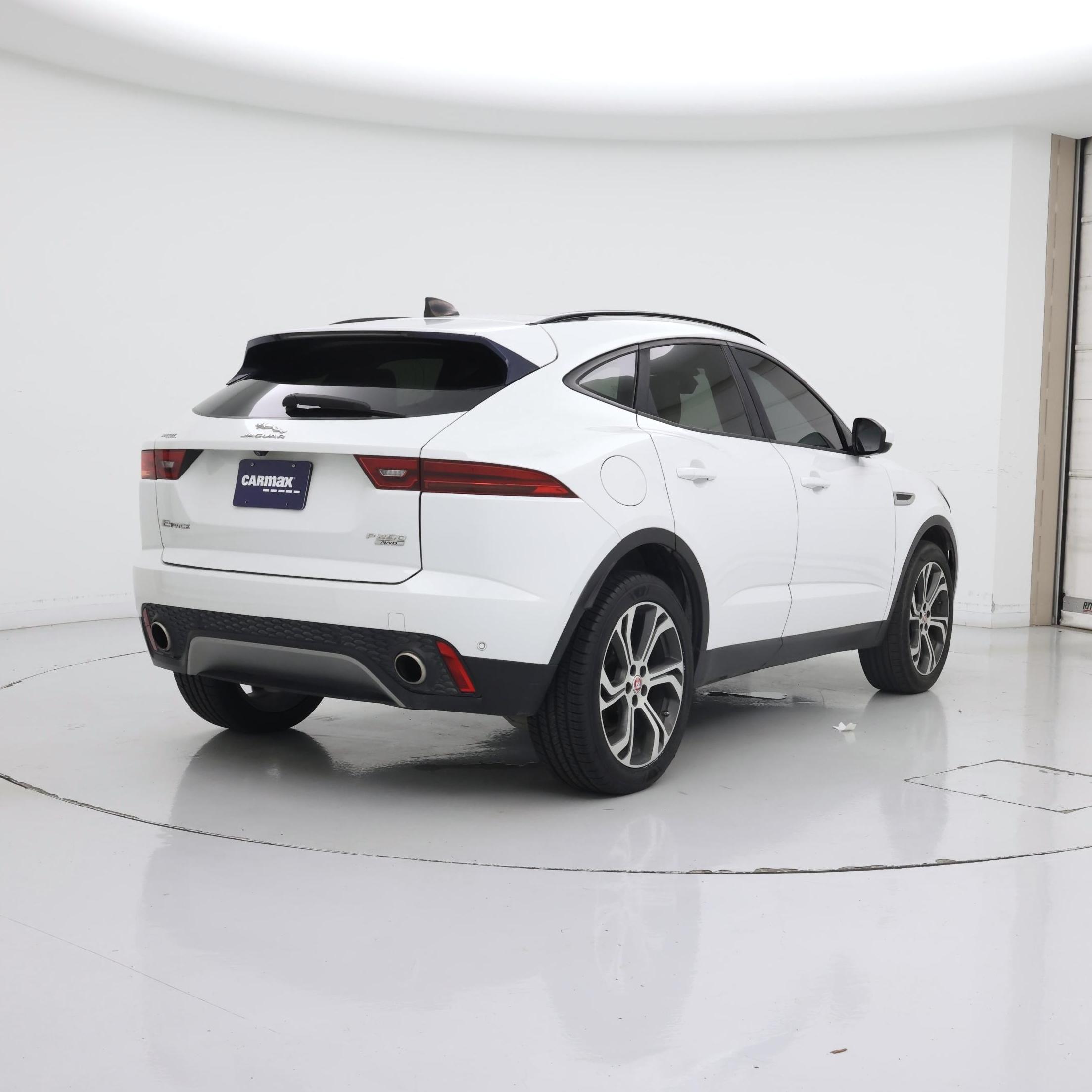 Thumbnail: 2020 Jaguar E-Pace - 8