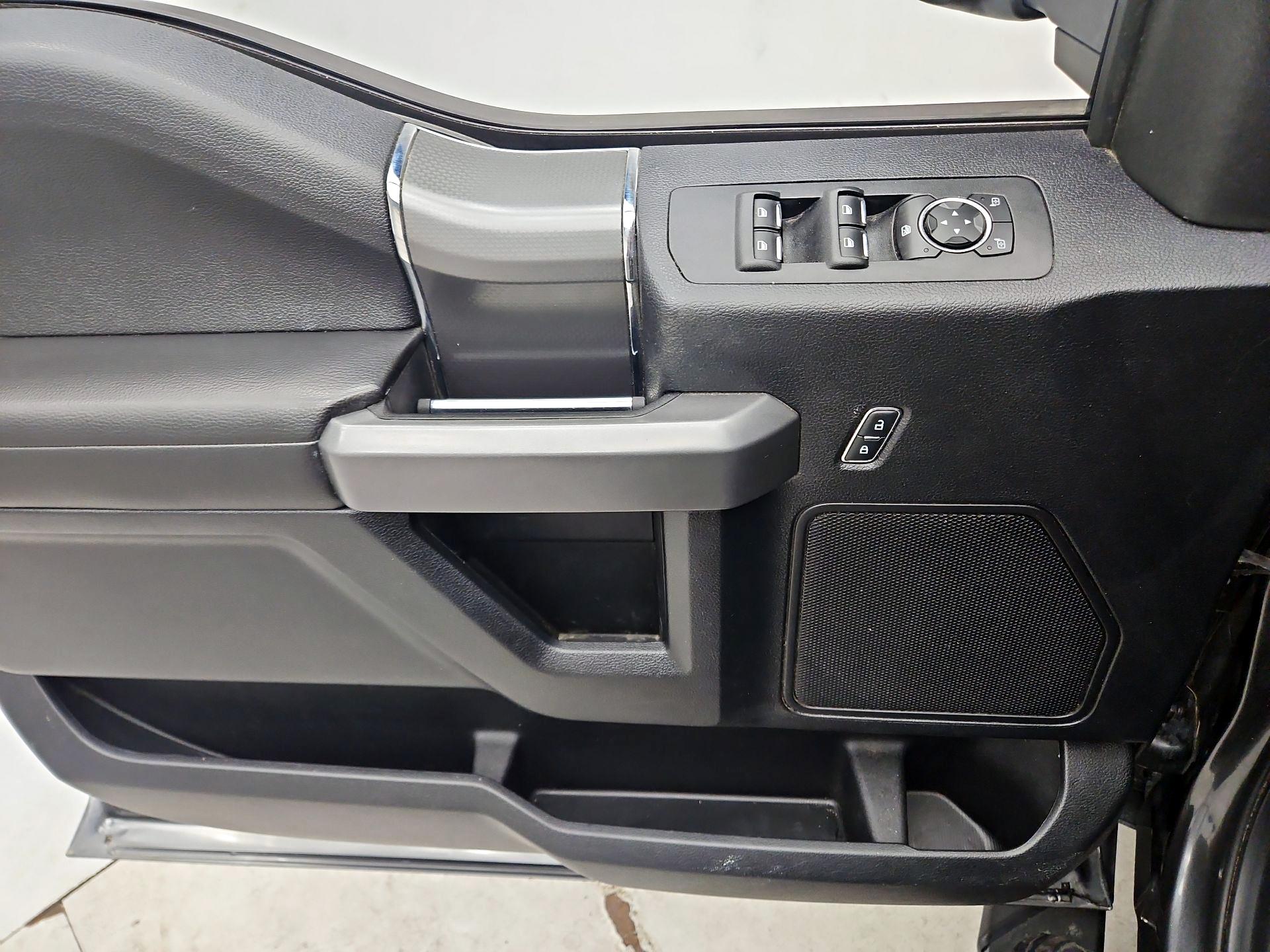 Thumbnail: 2016 Ford F-150 - 12
