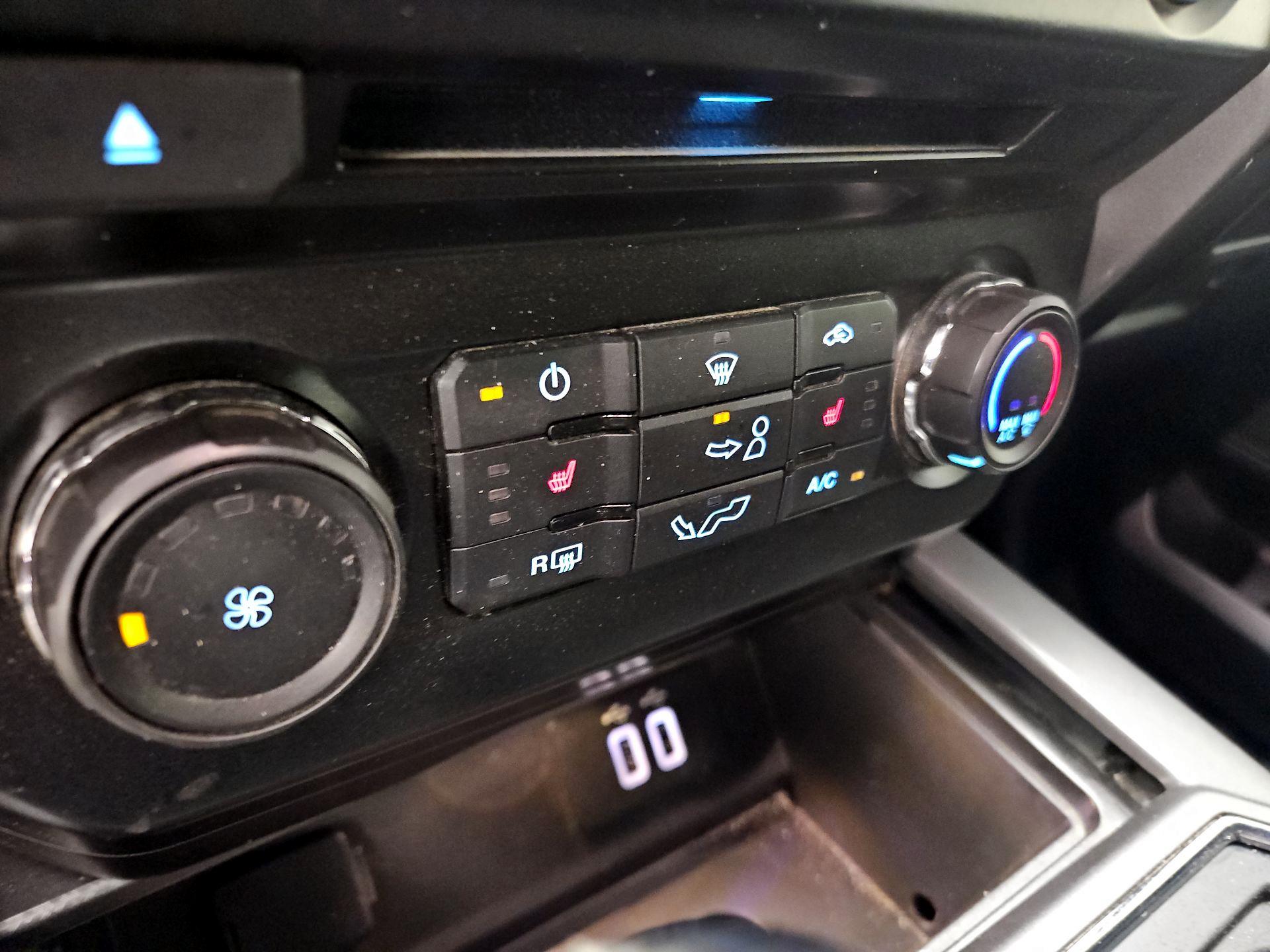 Thumbnail: 2016 Ford F-150 - 16