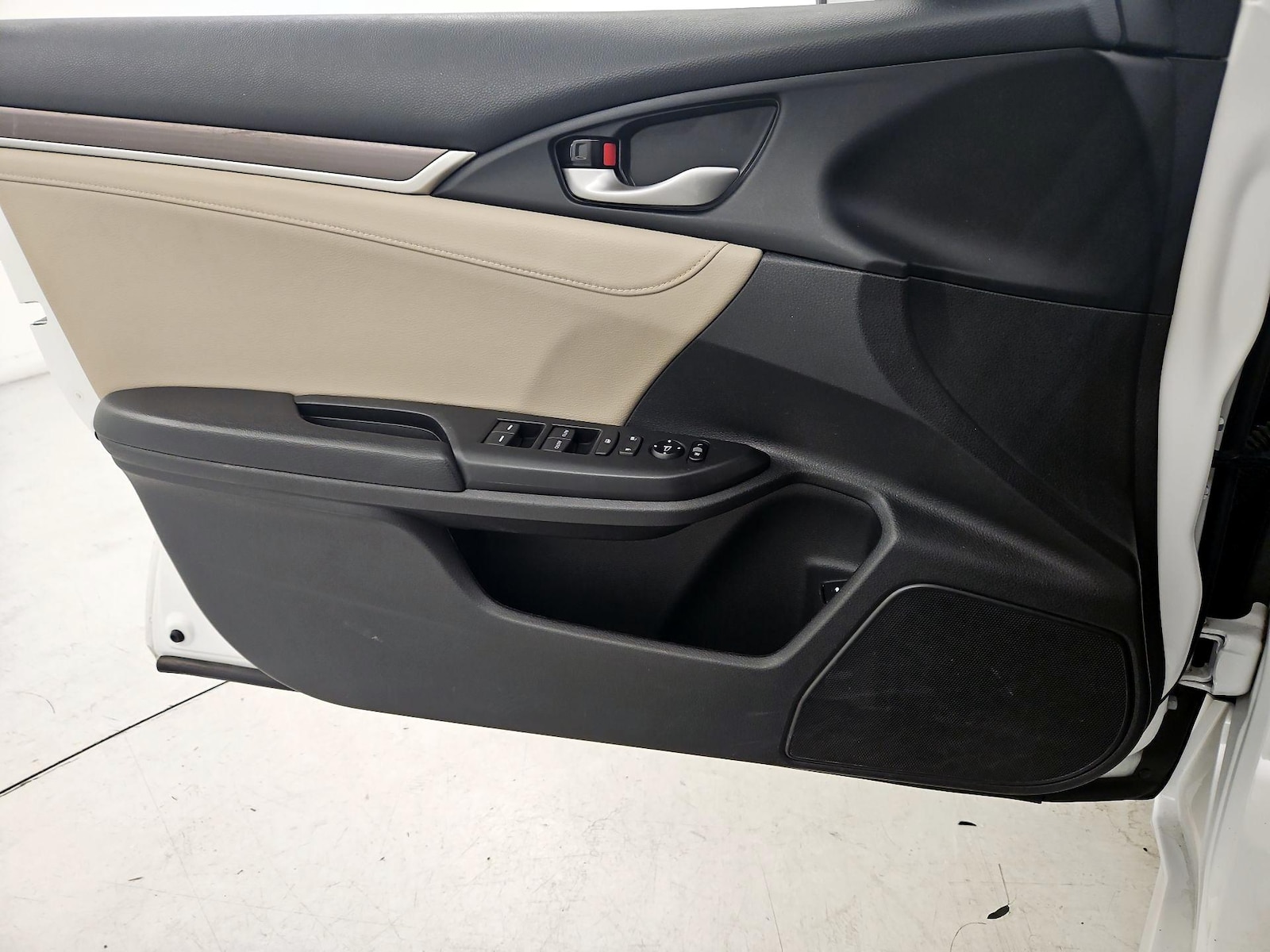 2019 Honda Civic Touring - Photo 13