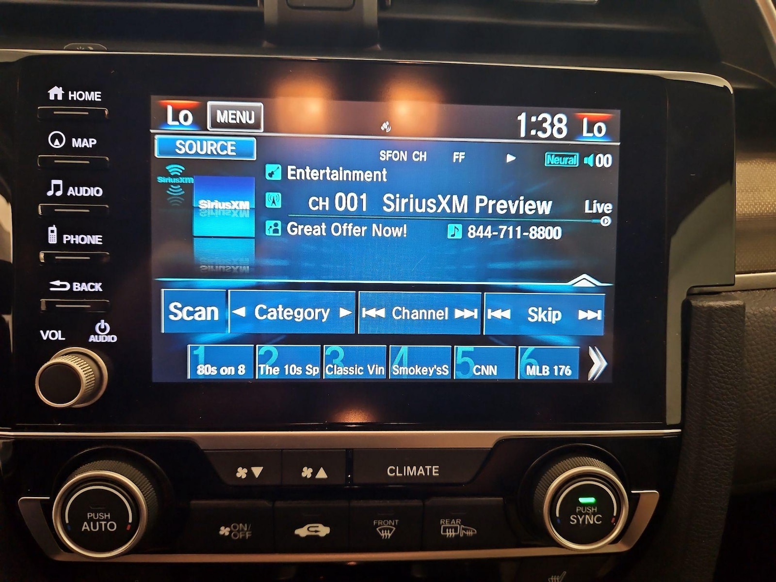 2019 Honda Civic Touring - Photo 17