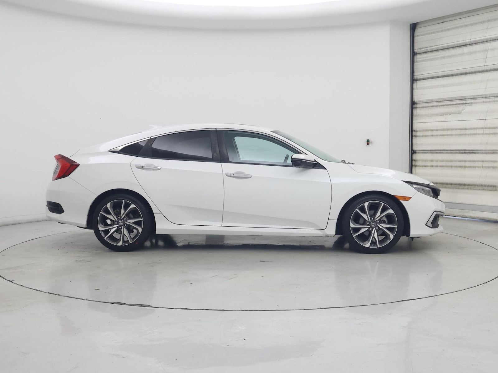 2019 Honda Civic Touring - Photo 8